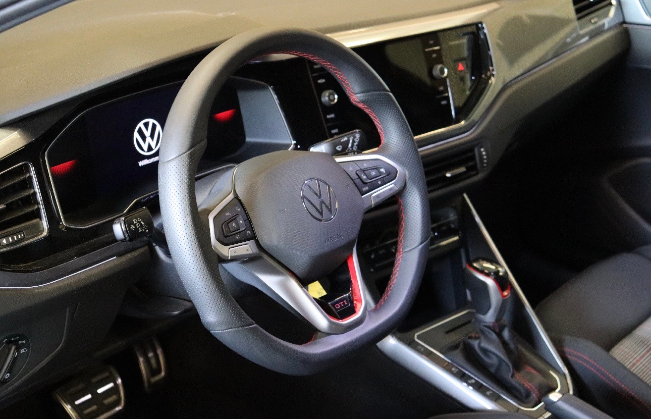 VW GTI-image-9