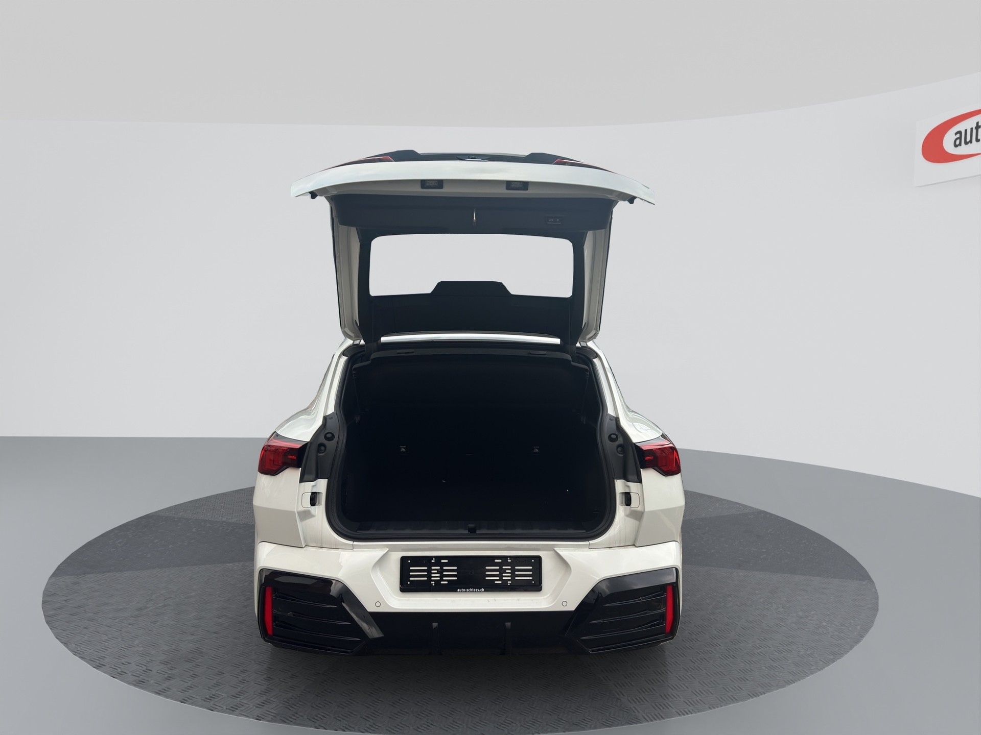 BMW X2 sDrive 20i 48V M Sport Pro Shadow Line-image-1