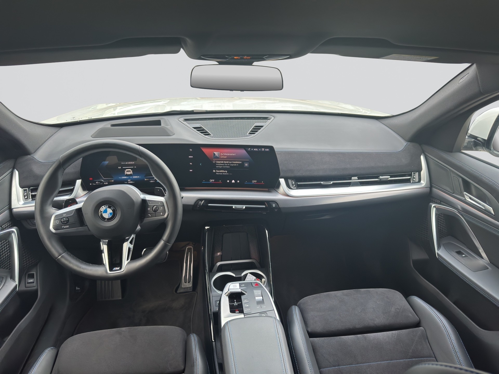 BMW X2 sDrive 20i 48V M Sport Pro Shadow Line-image-2