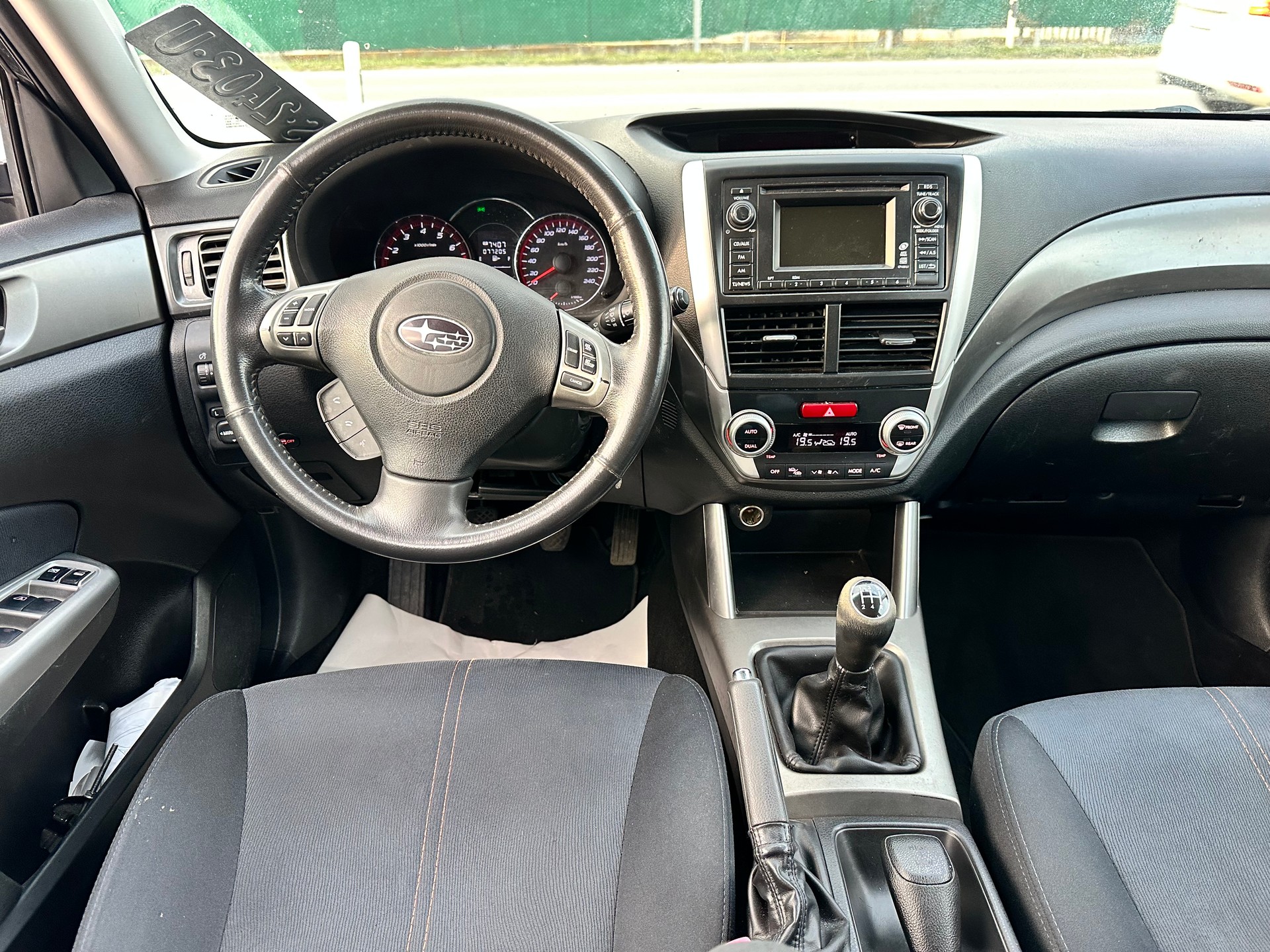 SUBARU Forester 2.0X Swiss Special-image-11