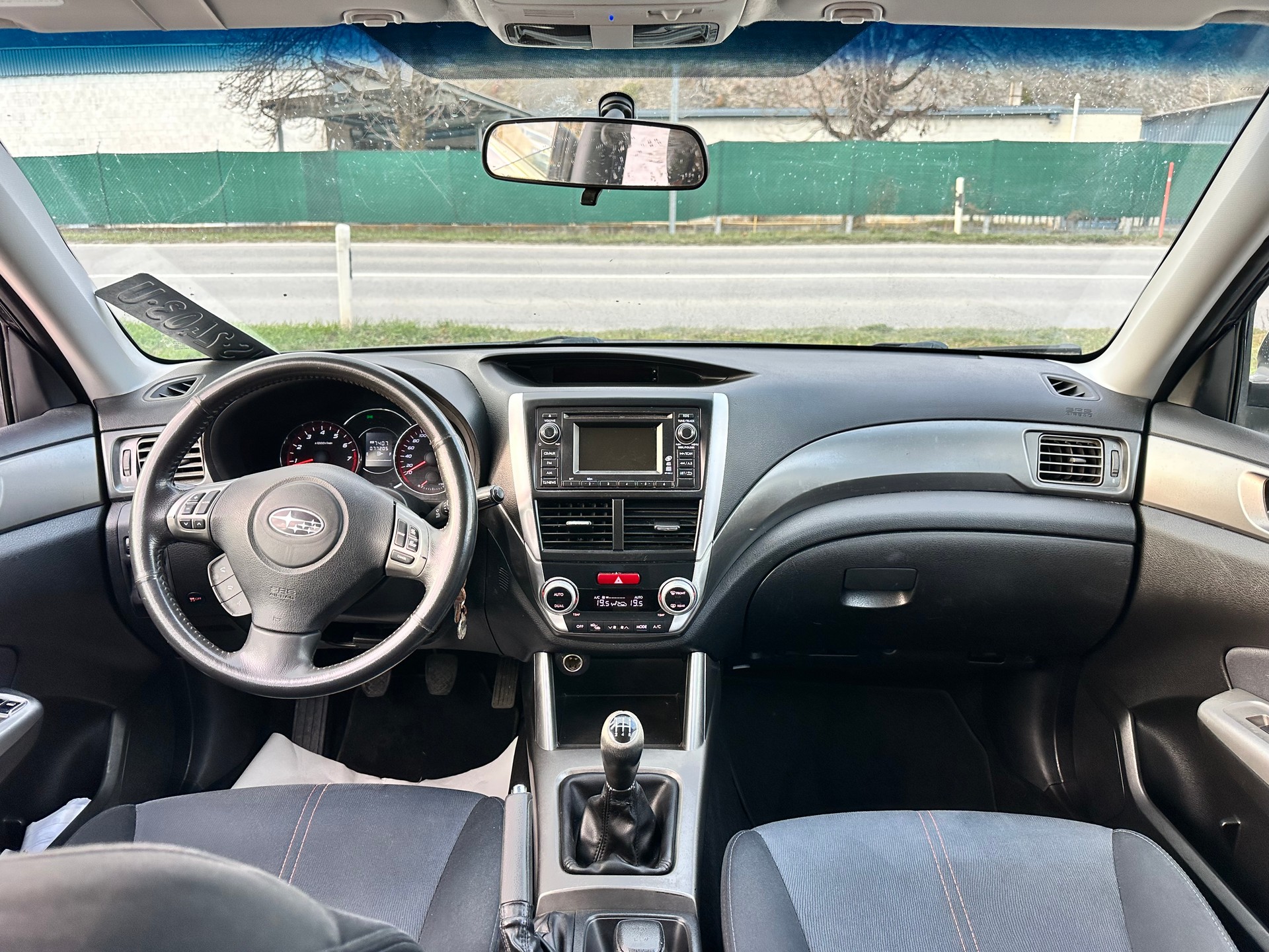 SUBARU Forester 2.0X Swiss Special-image-10