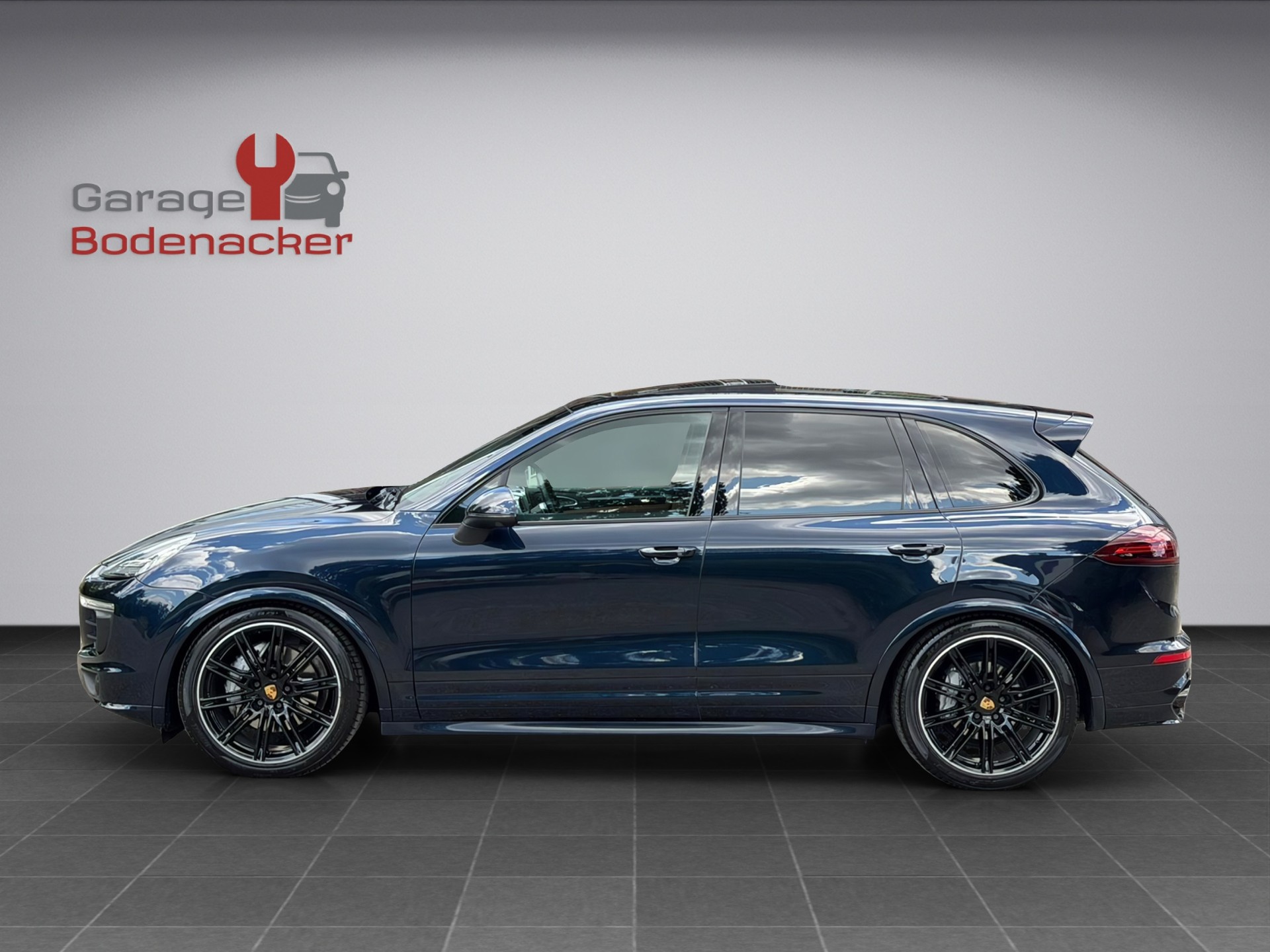 PORSCHE Cayenne S Diesel * GTS Paket * Facelift * V8 *-image-2