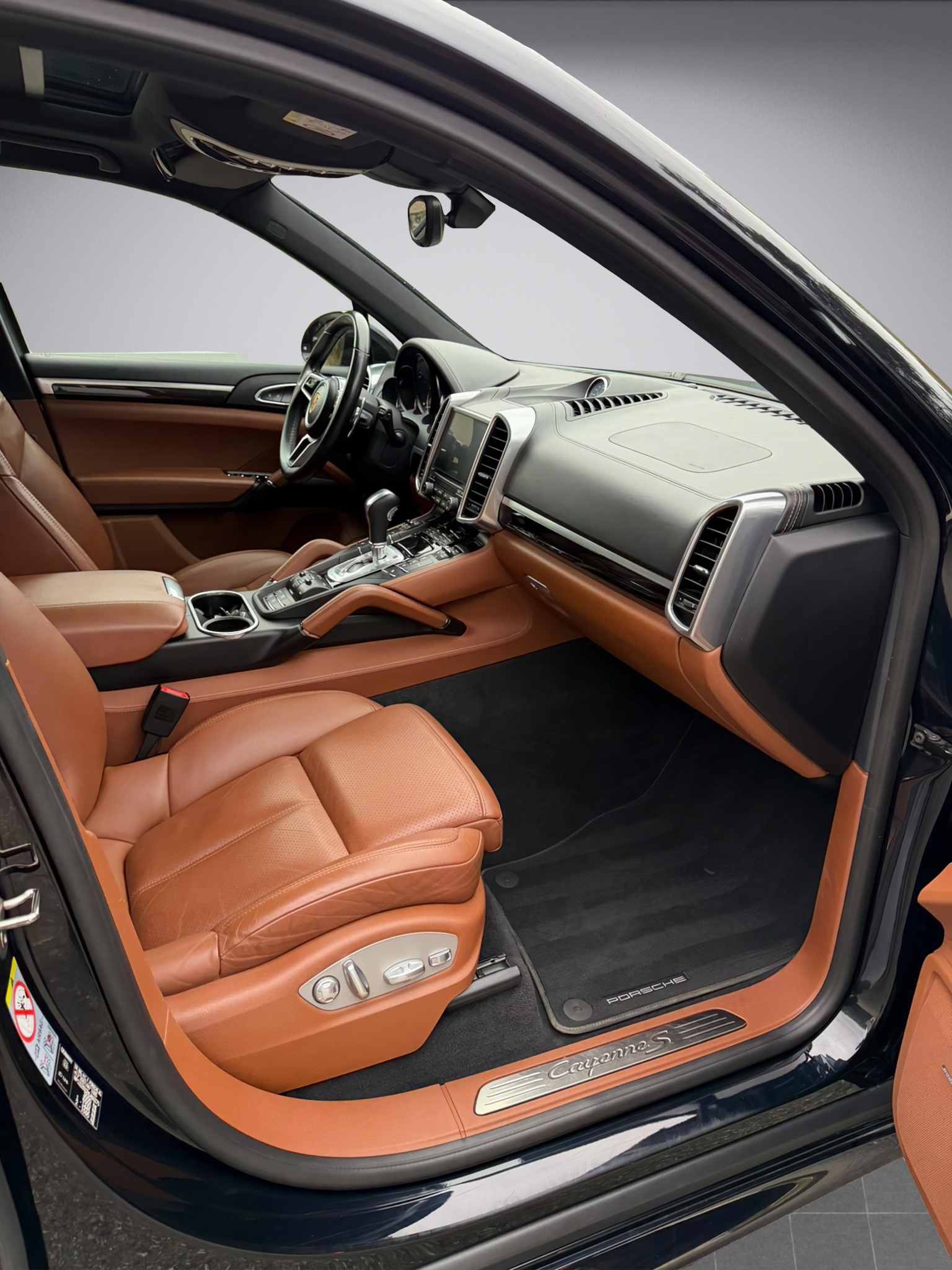 PORSCHE Cayenne S Diesel * GTS Paket * Facelift * V8 *-image-13