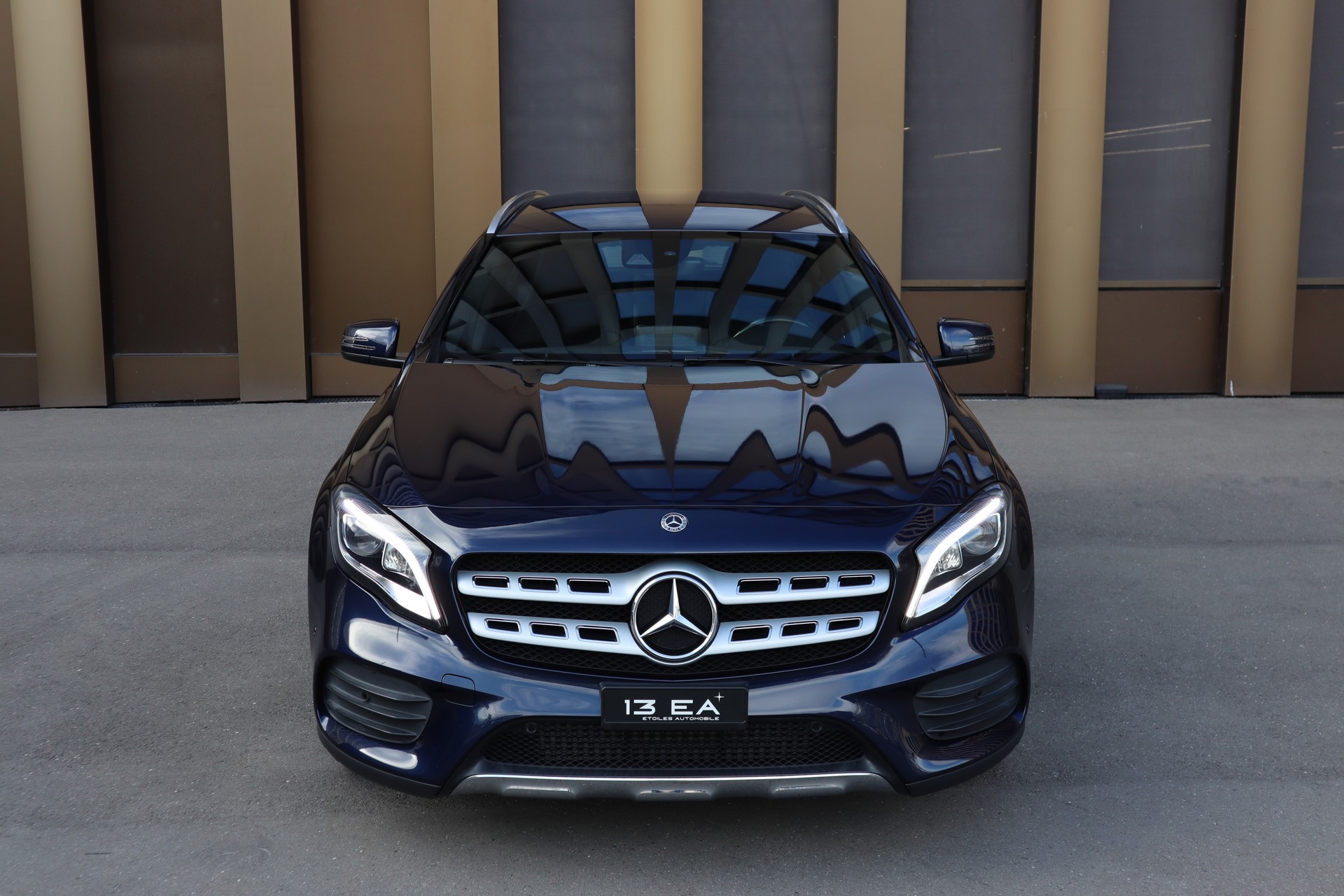 MERCEDES-BENZ GLA 250 AMG Line 4Matic 7G-DCT-image-1