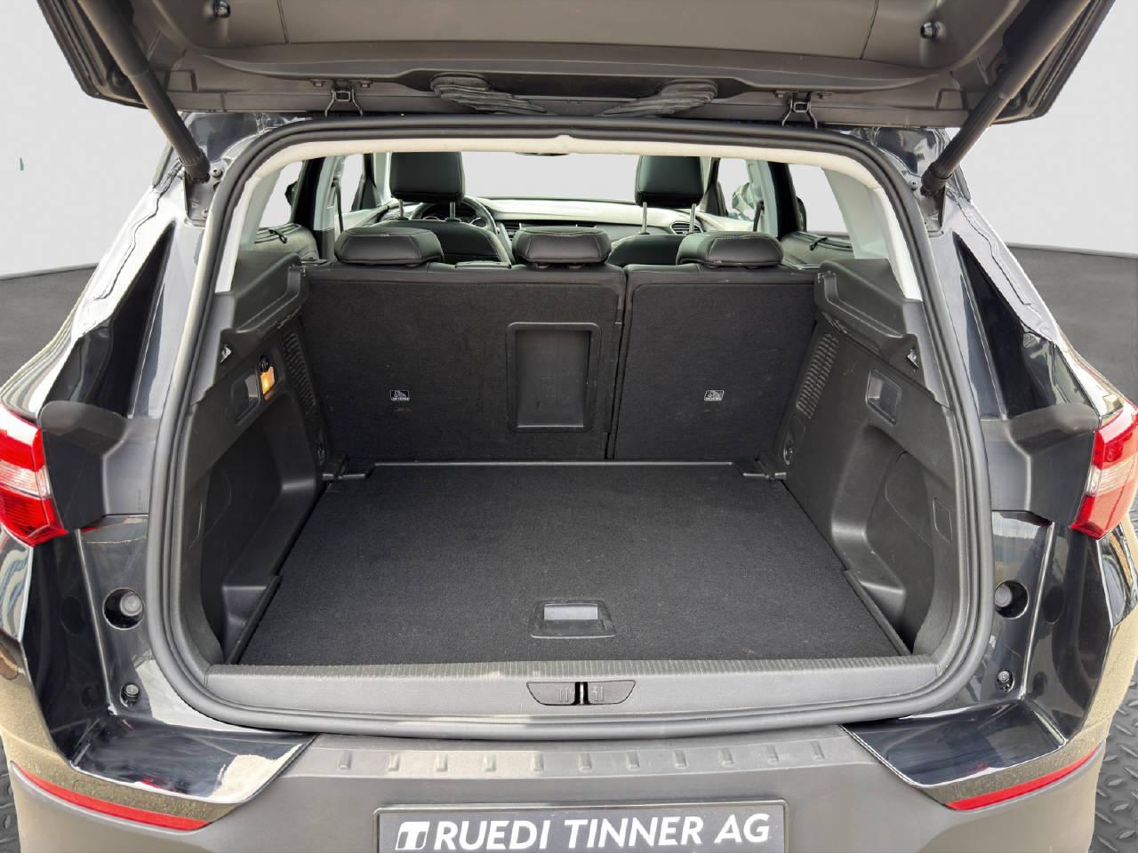 OPEL Grandland X 1.6 T Ultimate-image-9