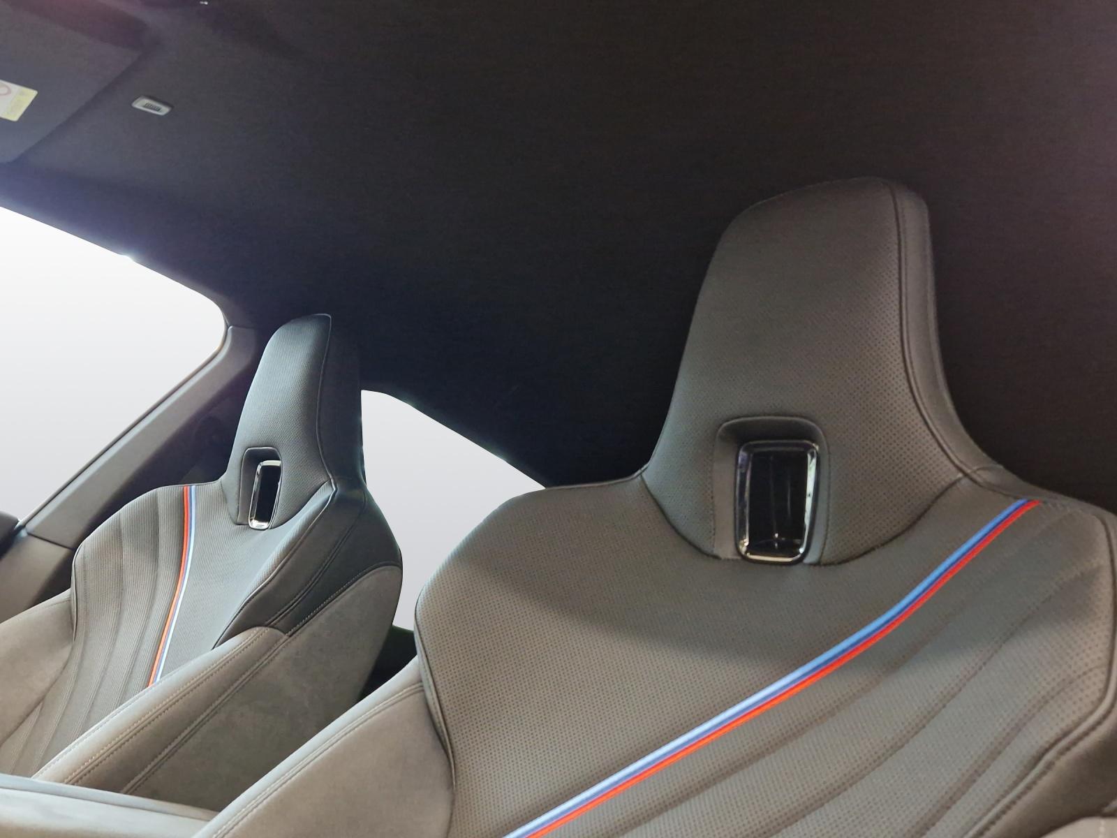 BMW iX xDrive60 M Sport Pro-image-21