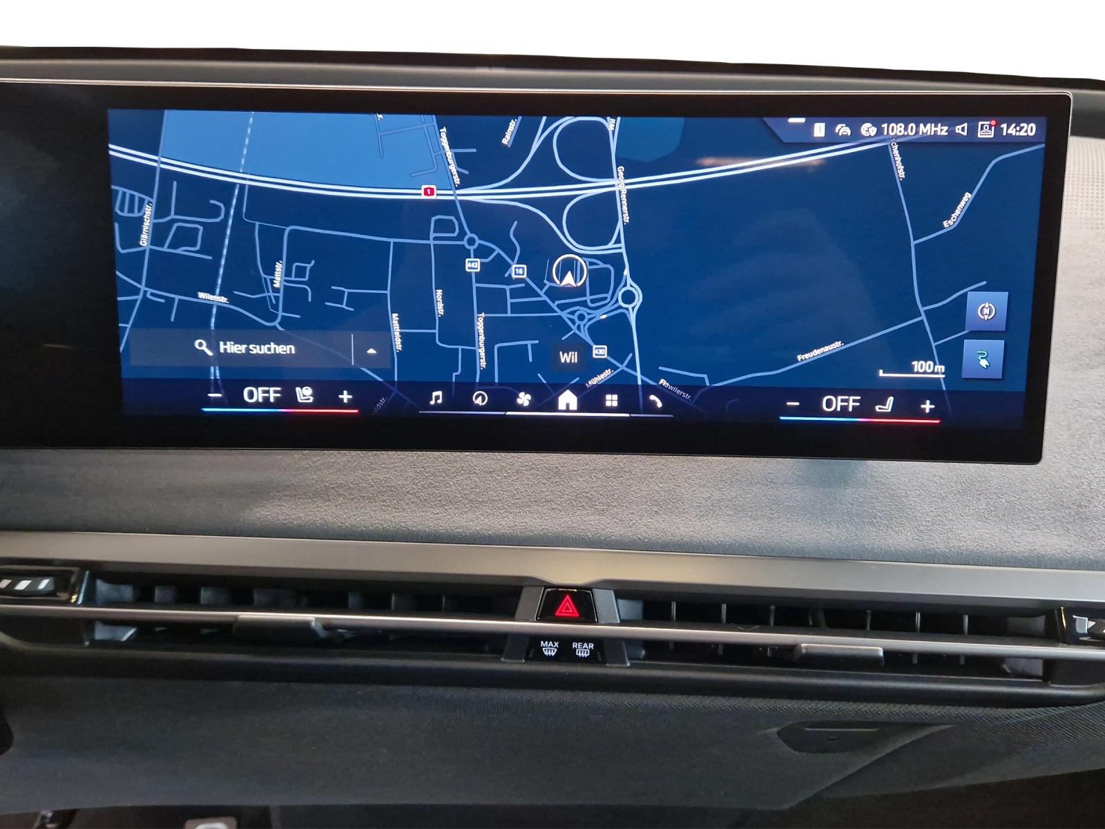 BMW iX xDrive60 M Sport Pro-image-11