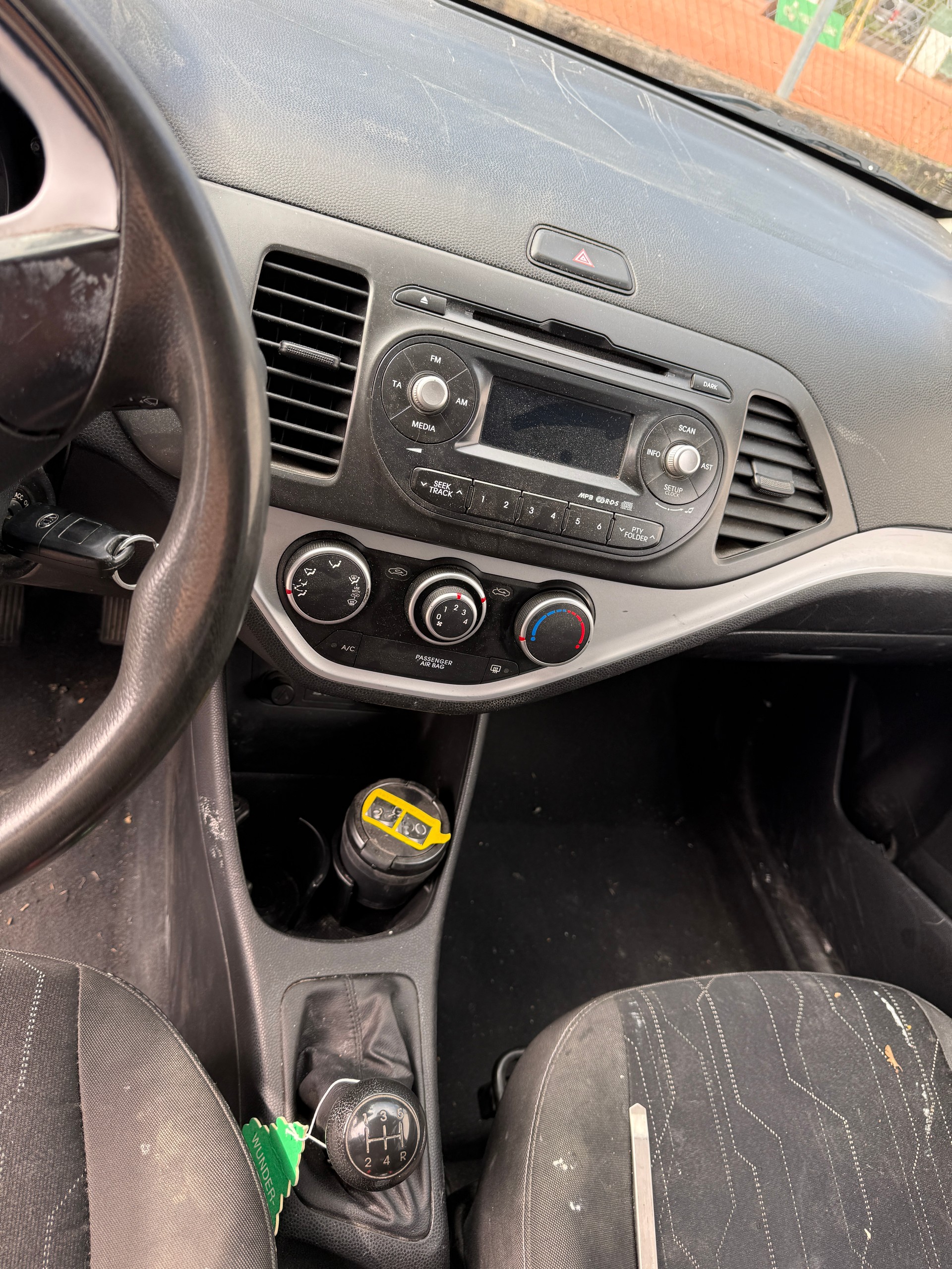 KIA Picanto 1.0 CVVT Style-image-7