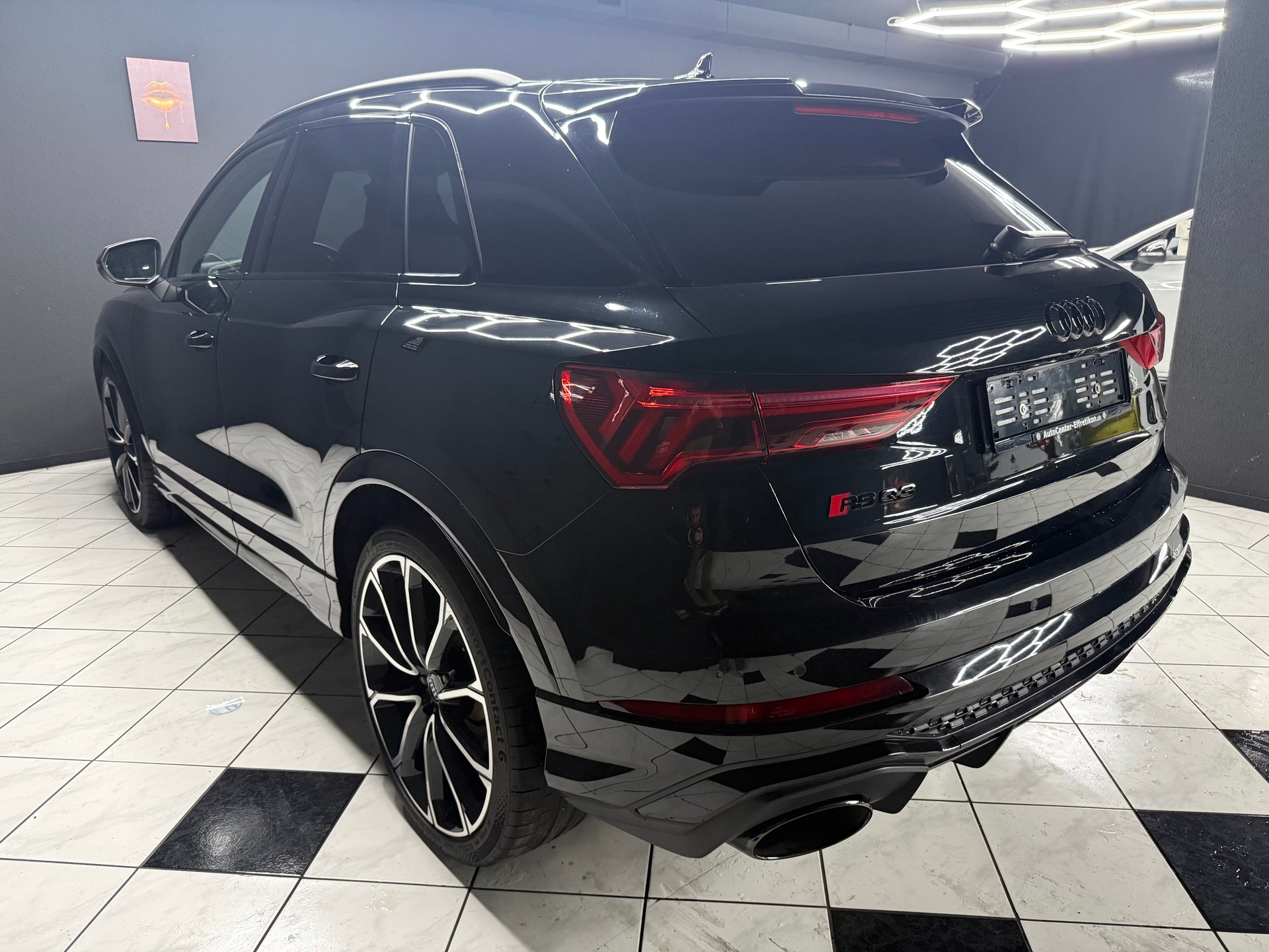AUDI RS Q3 2.5 TFSI quattro S tronic-image-6