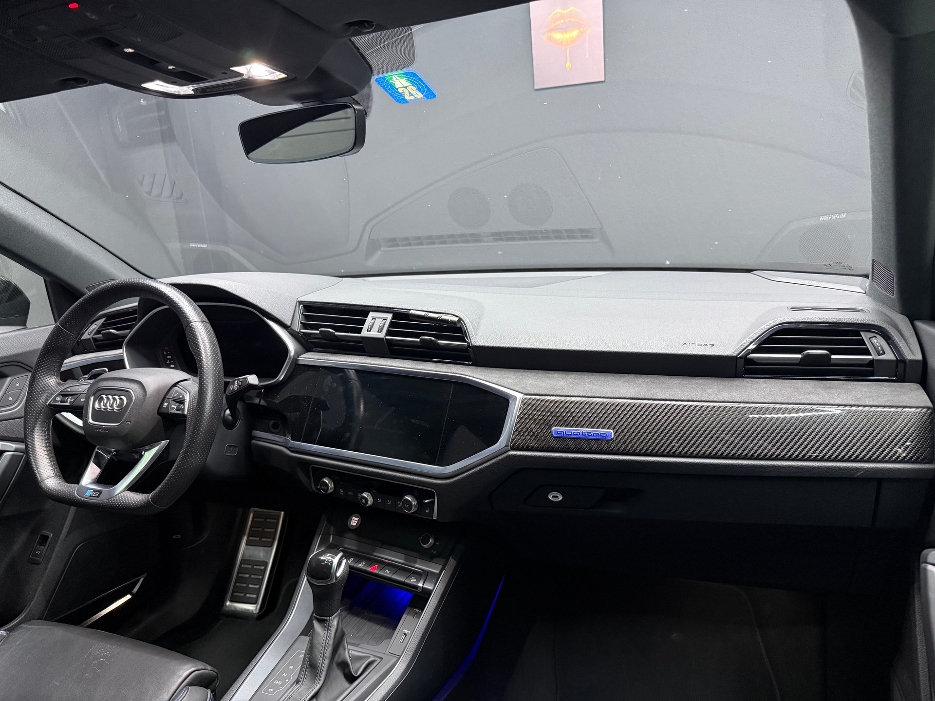 AUDI RS Q3 2.5 TFSI quattro S tronic-image-11