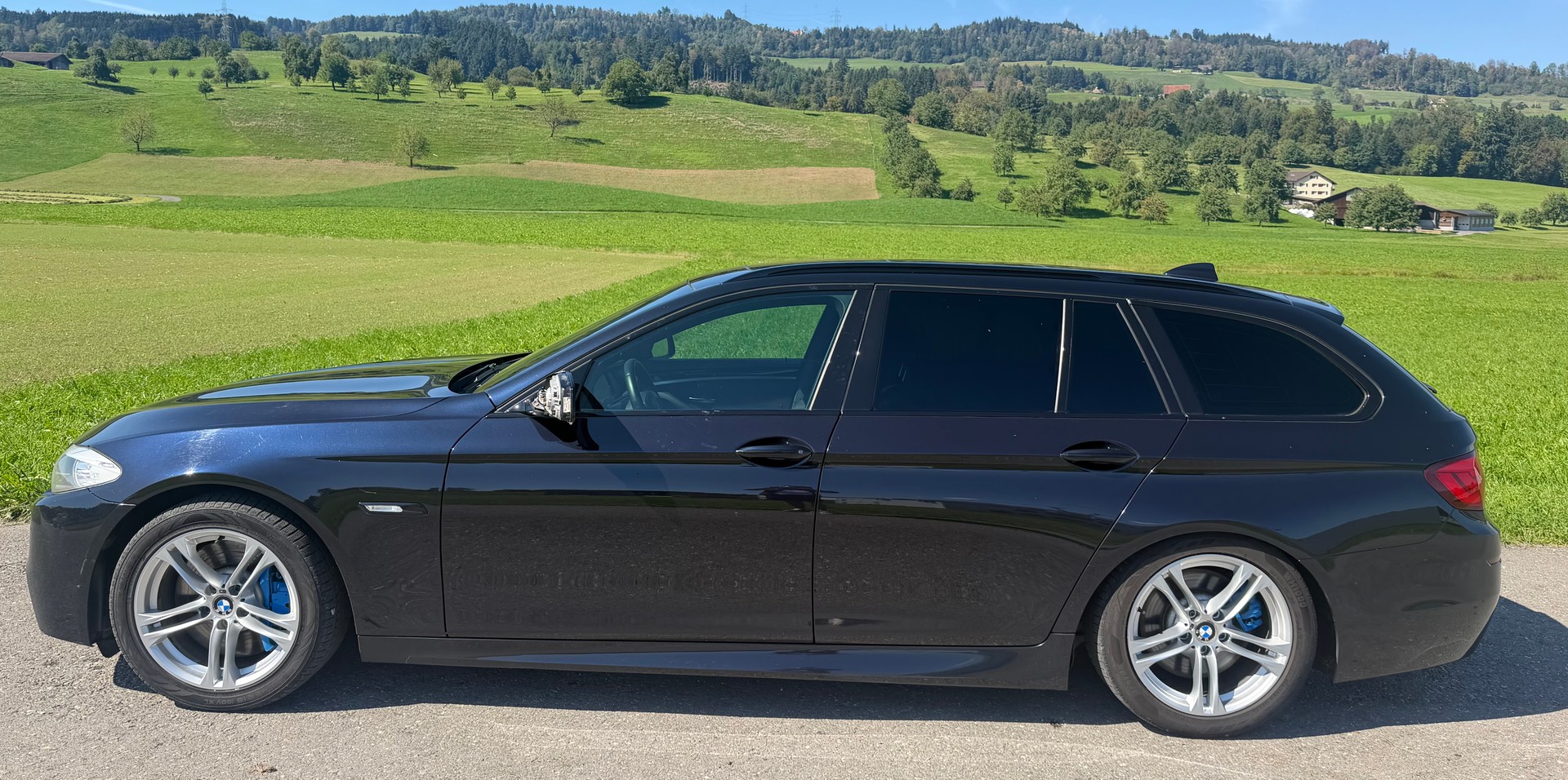 BMW M550d xDrive Touring Steptronic-image-3