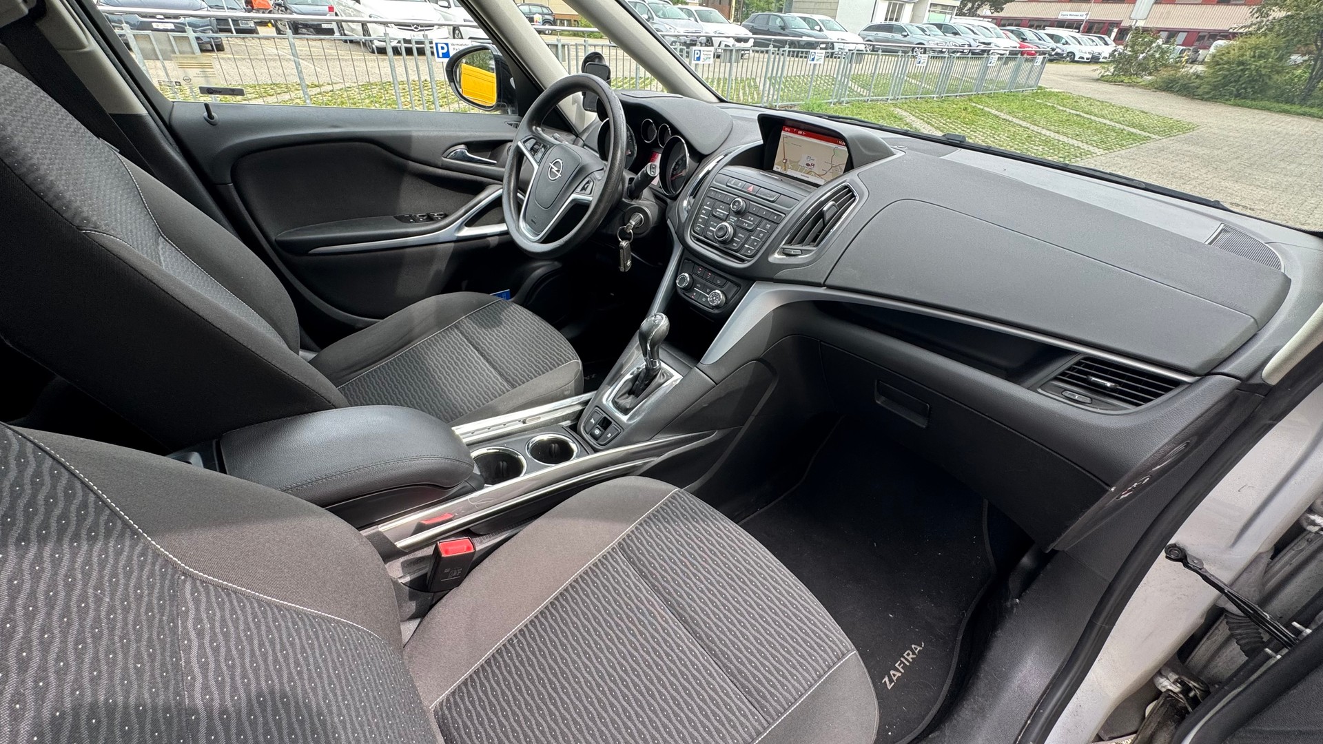 OPEL Zafira Tourer 2.0 CDTi Drive Automatic-image-8