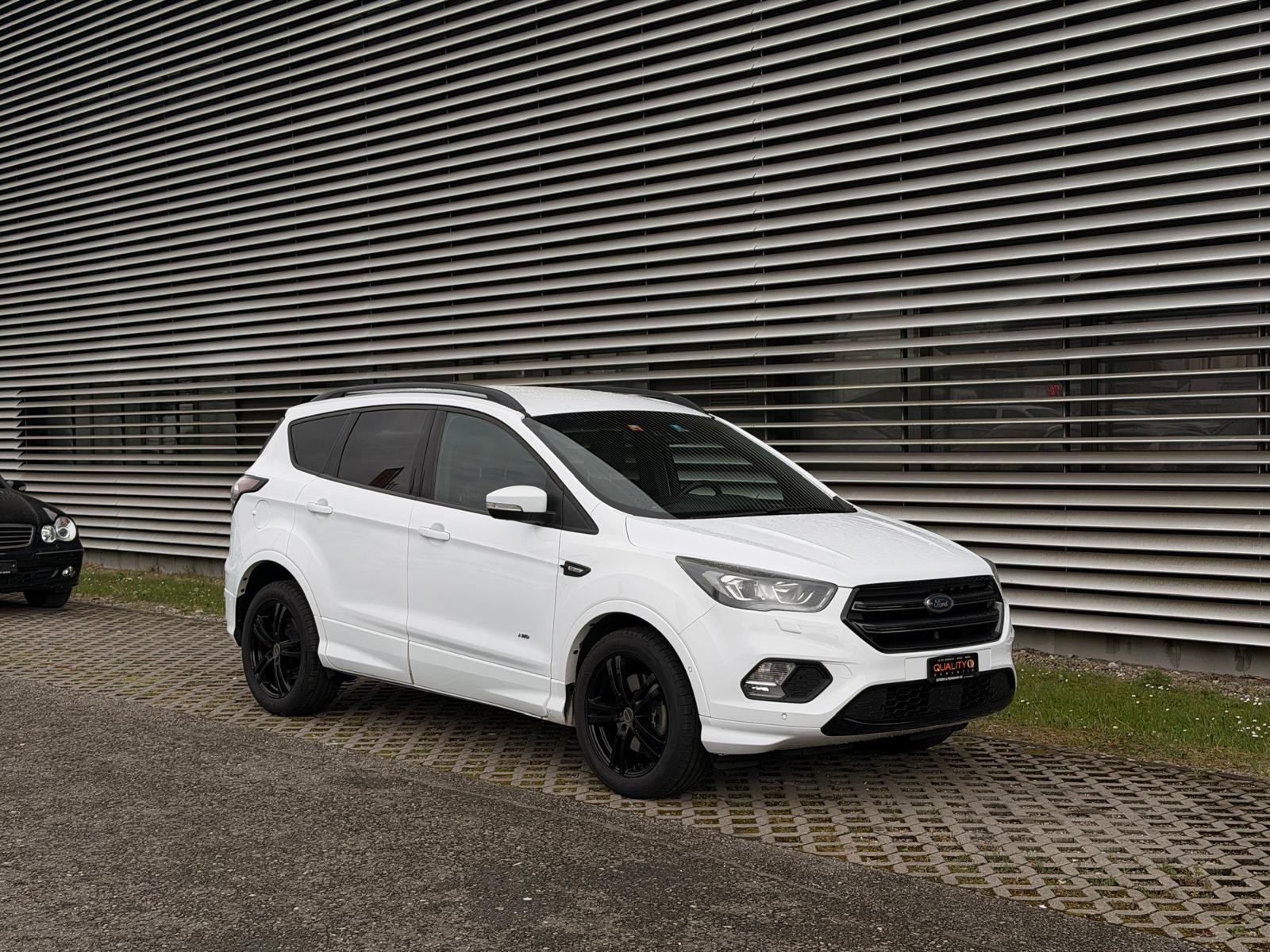 FORD Kuga 2.0 TDCi ST-LINE 4WD PowerShift-image-11