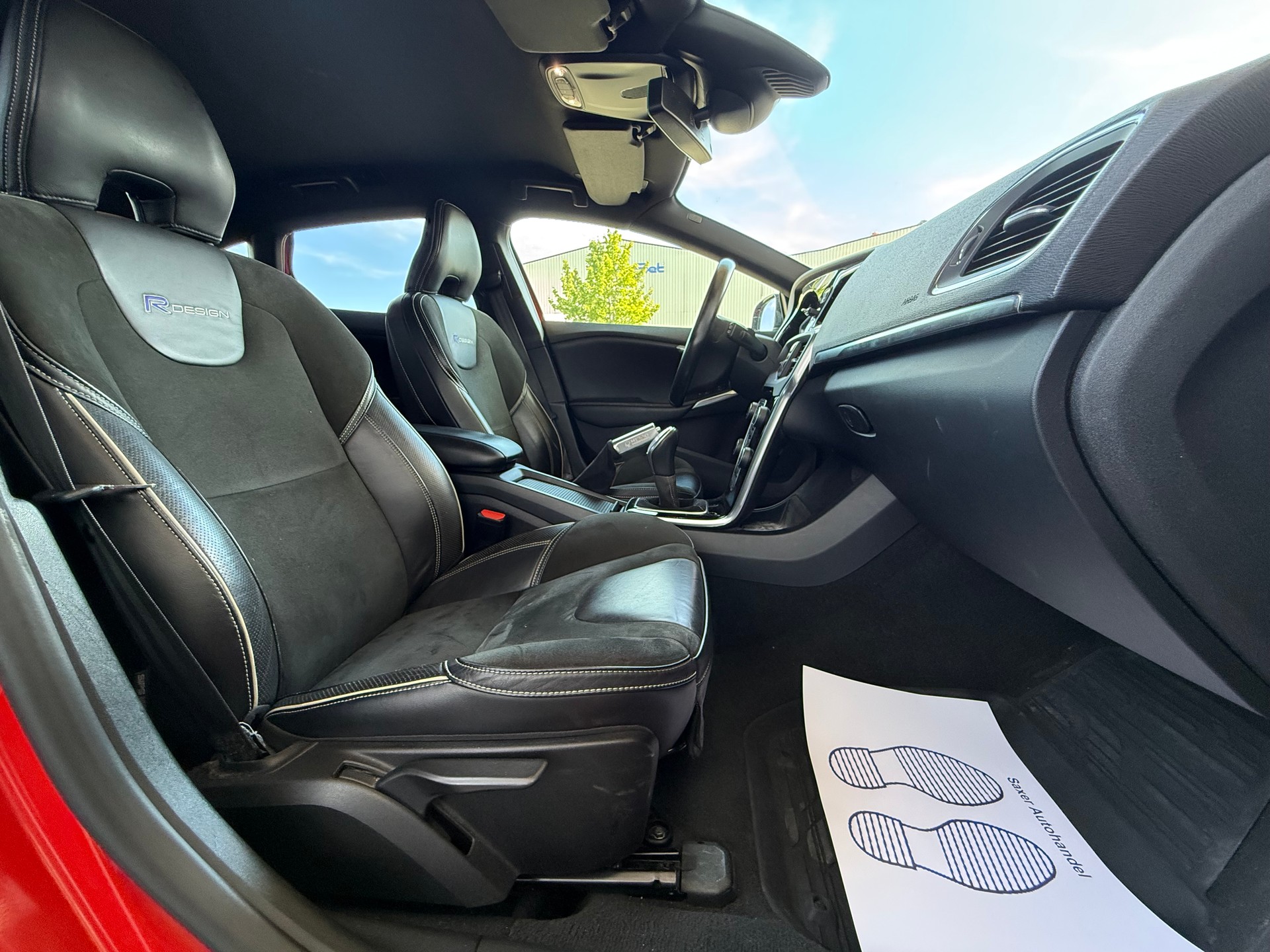 VOLVO V40 Sport200-image-7