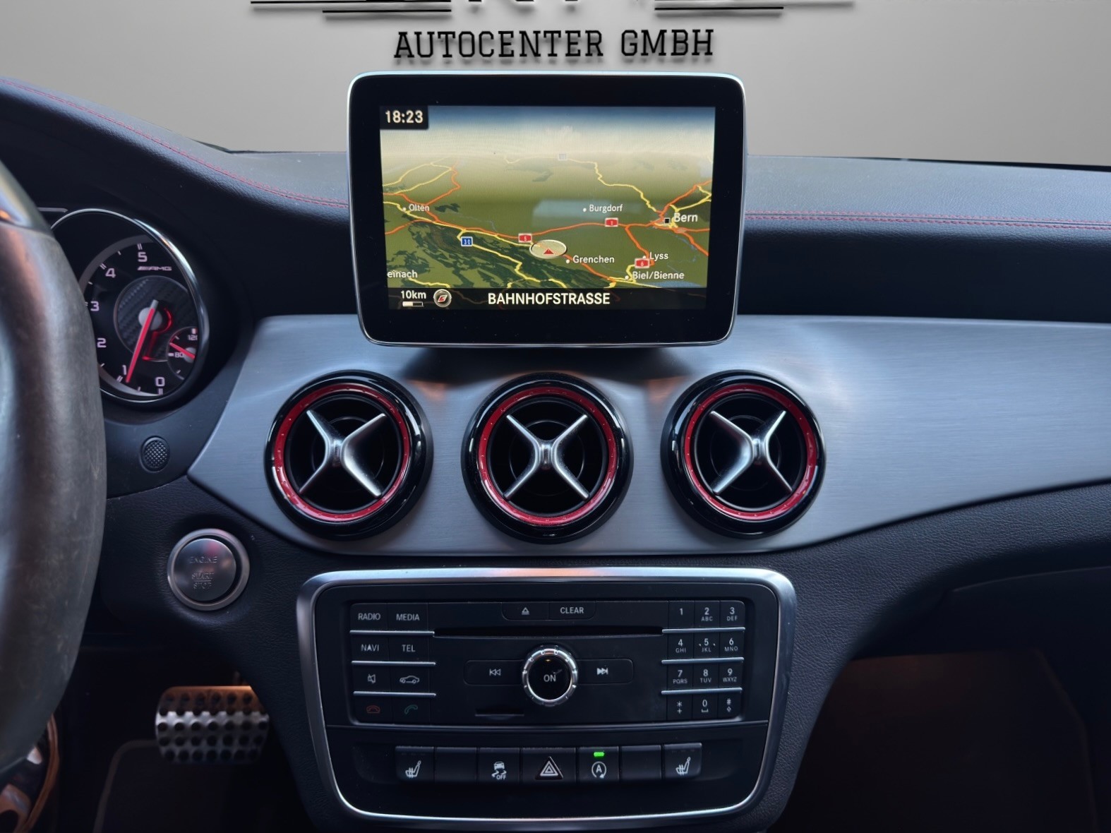 MERCEDES-BENZ CLA 45 AMG 4Matic Speedshift-image-13