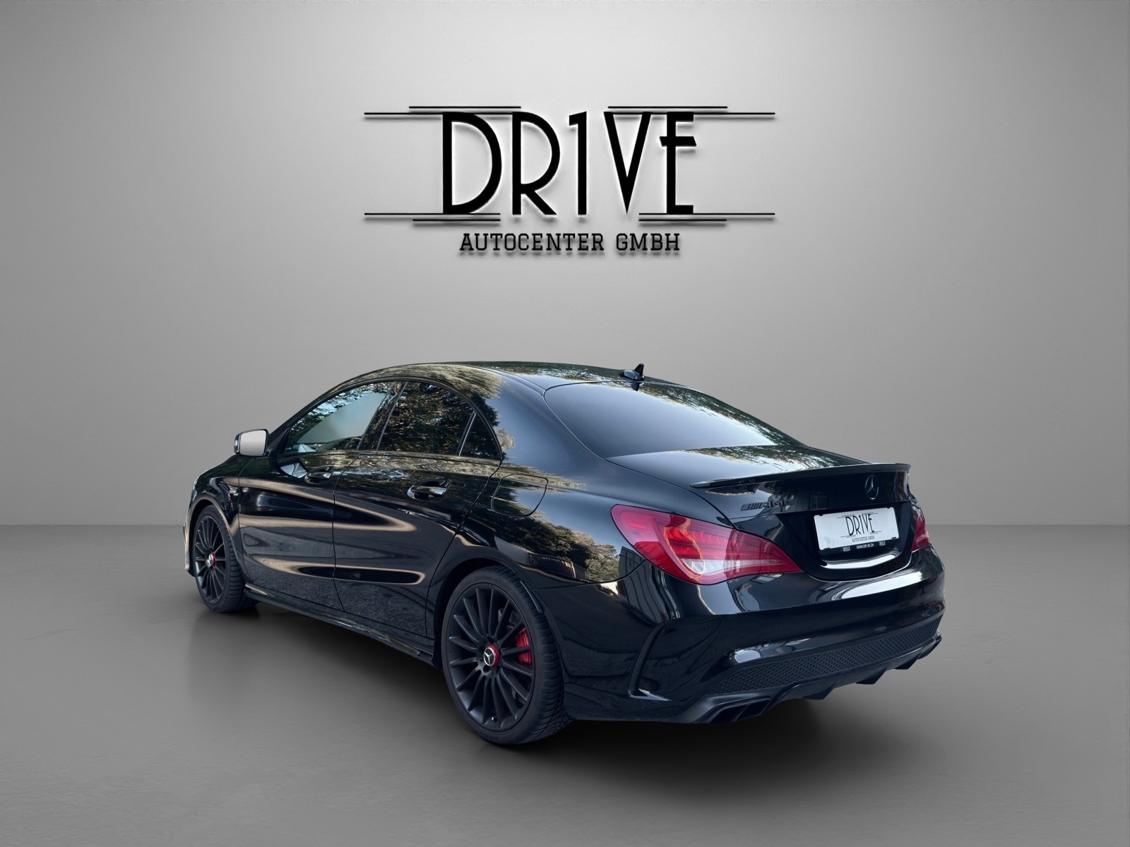 MERCEDES-BENZ CLA 45 AMG 4Matic Speedshift-image-6