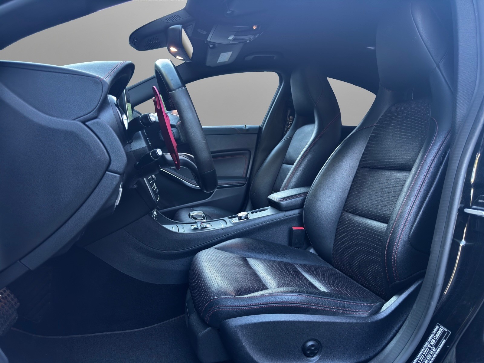 MERCEDES-BENZ CLA 45 AMG 4Matic Speedshift-image-7