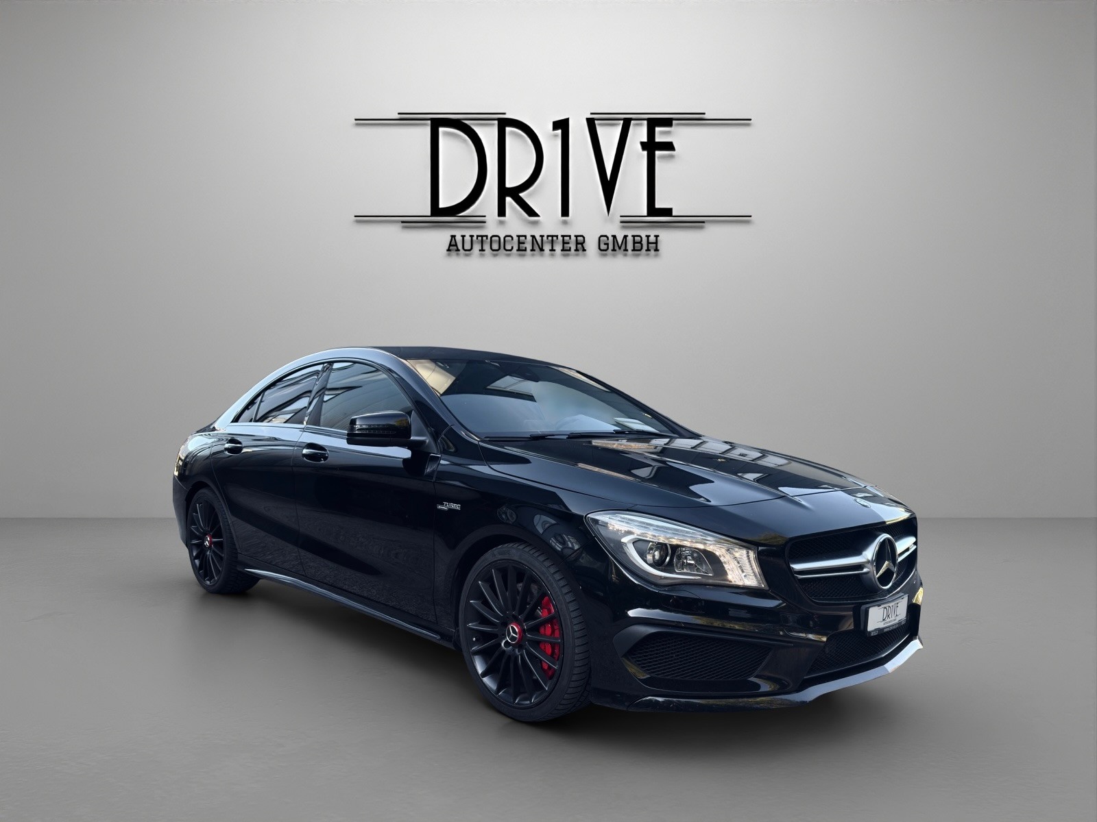 MERCEDES-BENZ CLA 45 AMG 4Matic Speedshift-image-2