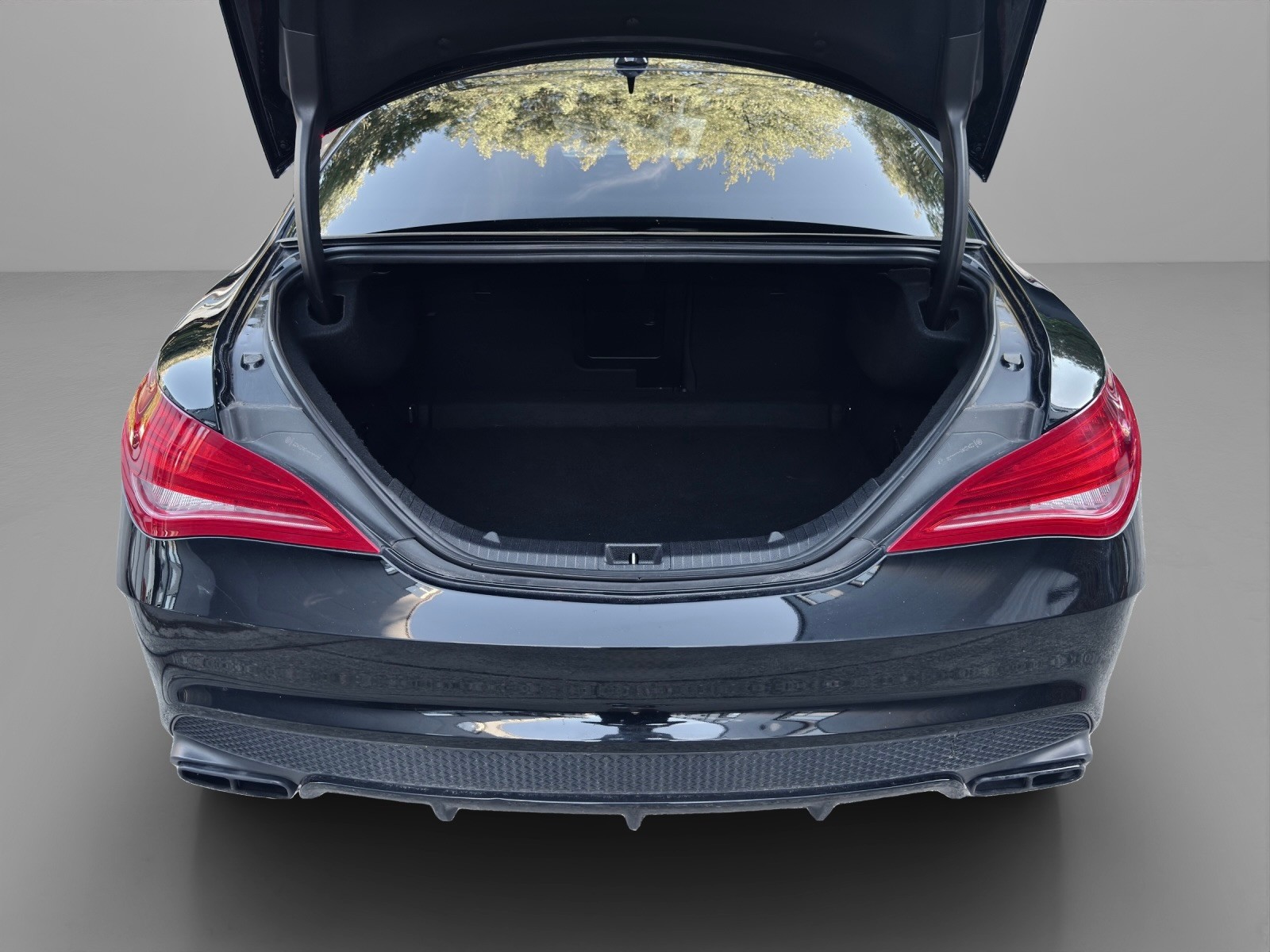 MERCEDES-BENZ CLA 45 AMG 4Matic Speedshift-image-11