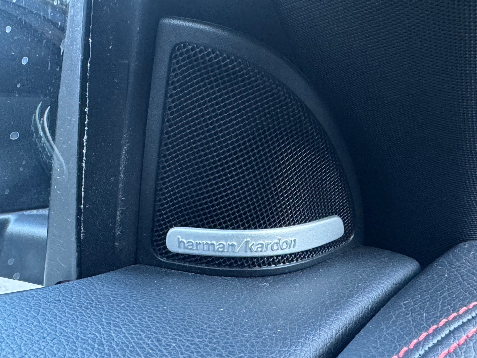 MERCEDES-BENZ CLA 45 AMG 4Matic Speedshift-image-19