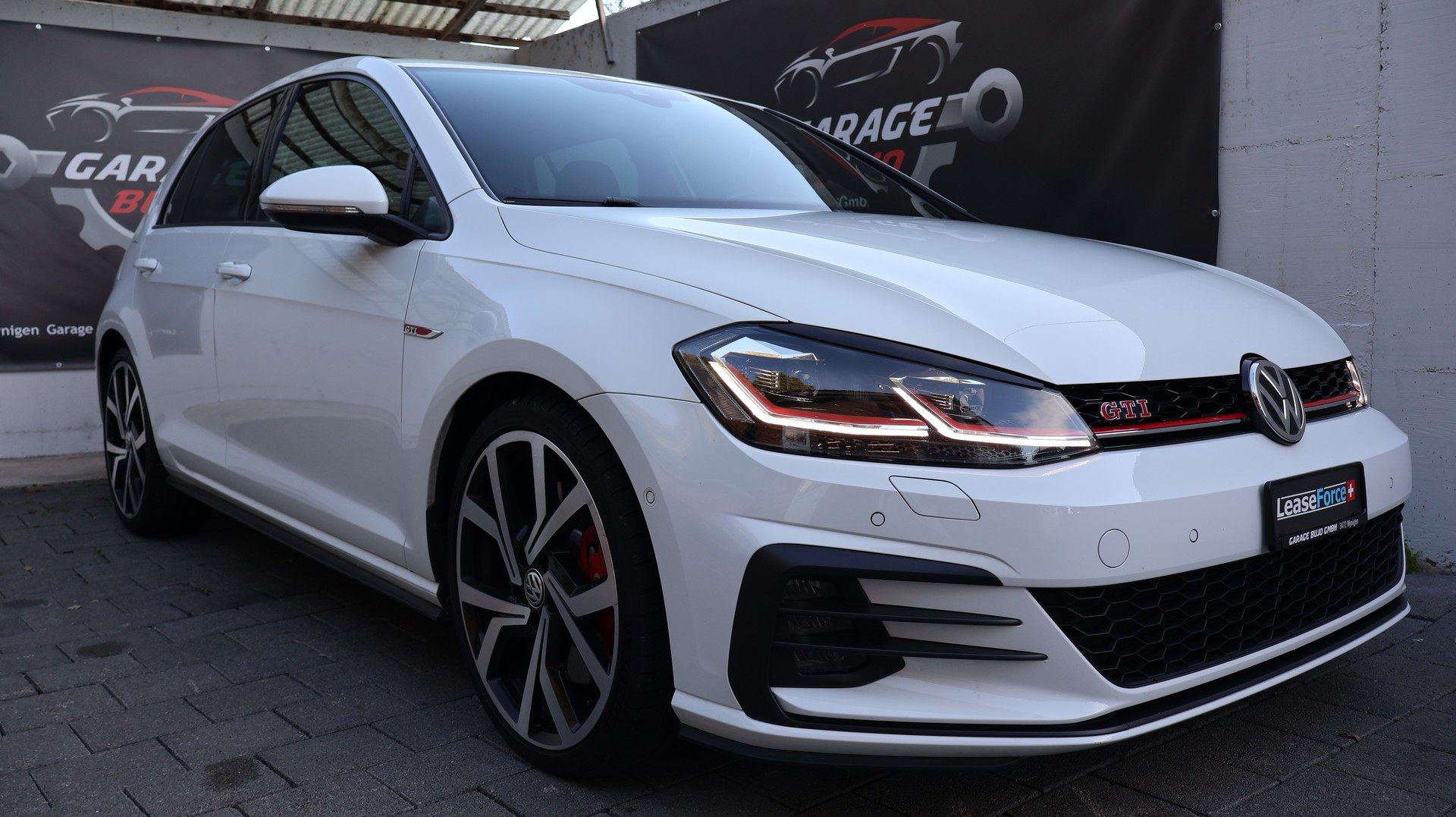 VW Golf 2.0 TSI GTI Performance DSG-image-0
