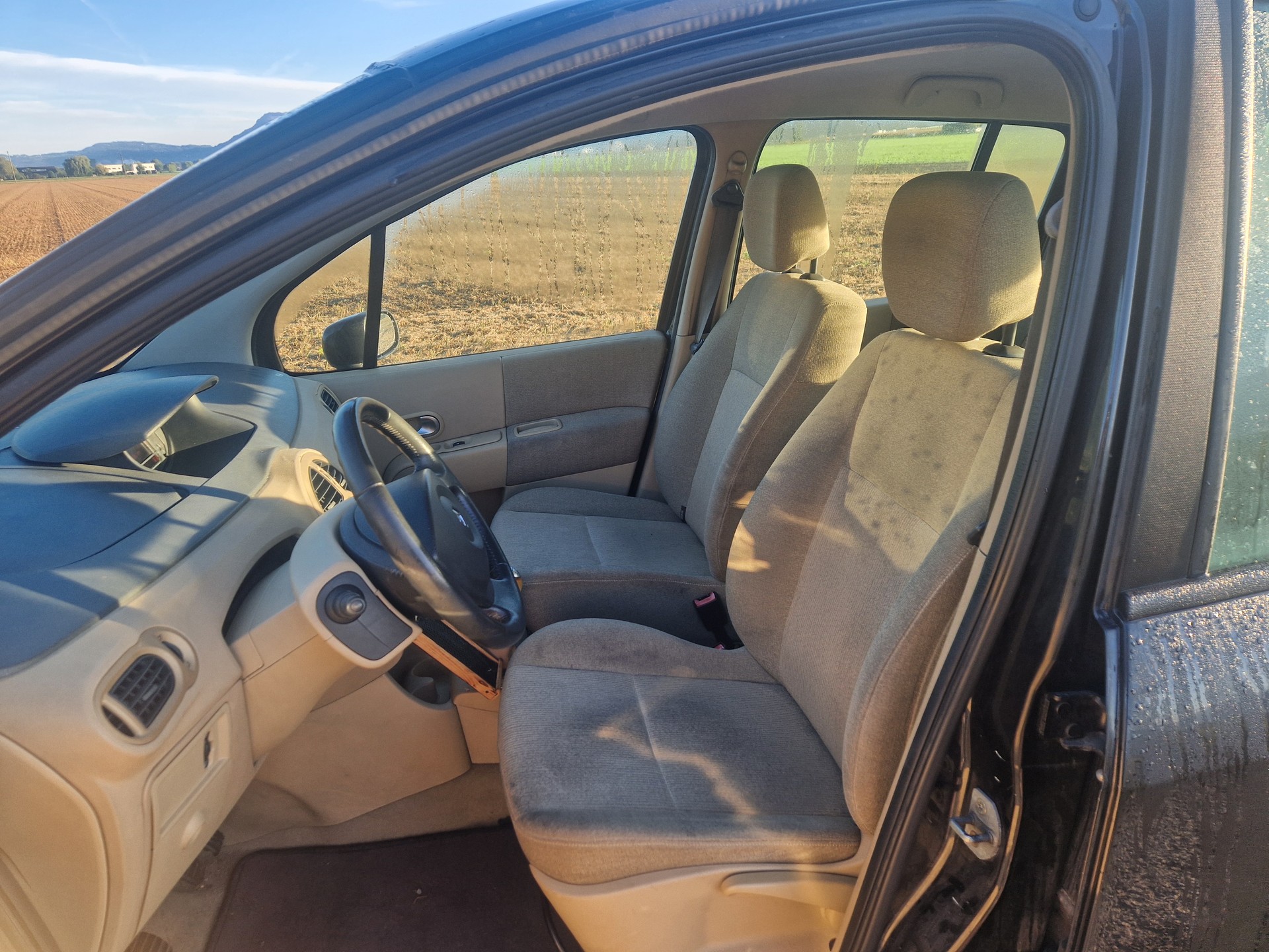 RENAULT Modus 1.4 16V Dynamique Confort-image-7