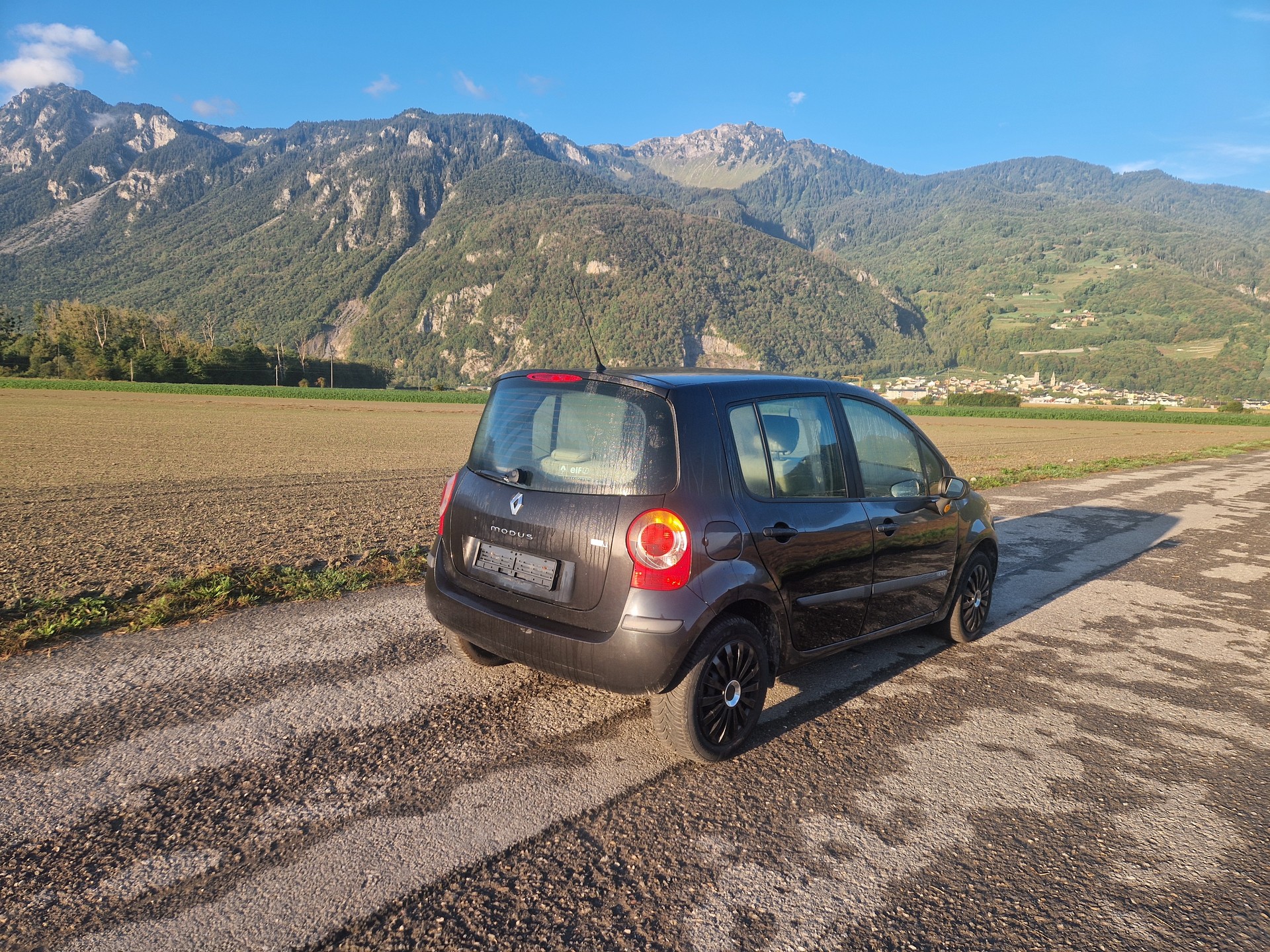 RENAULT Modus 1.4 16V Dynamique Confort-image-2