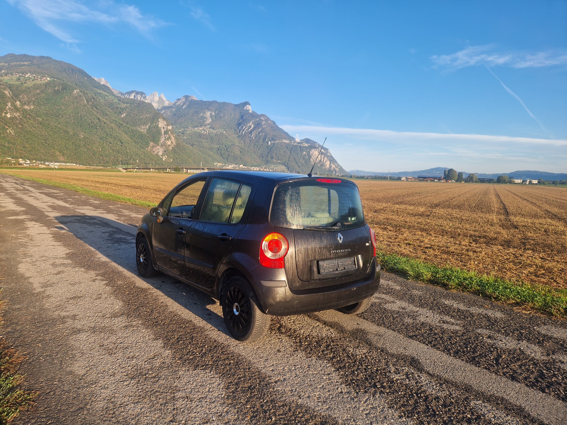 RENAULT Modus 1.4 16V Dynamique Confort-image-4