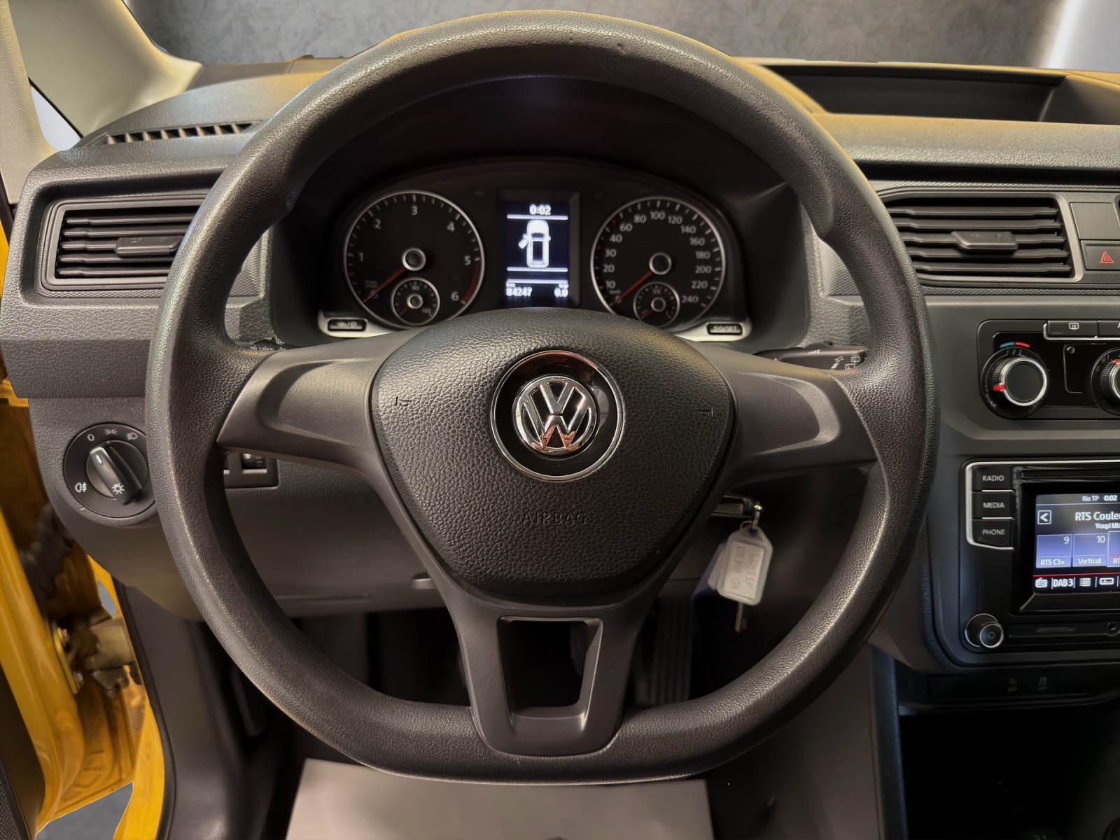 VW Caddy Maxi 2.0TDI 4Motion BlueMotion Technology-image-7