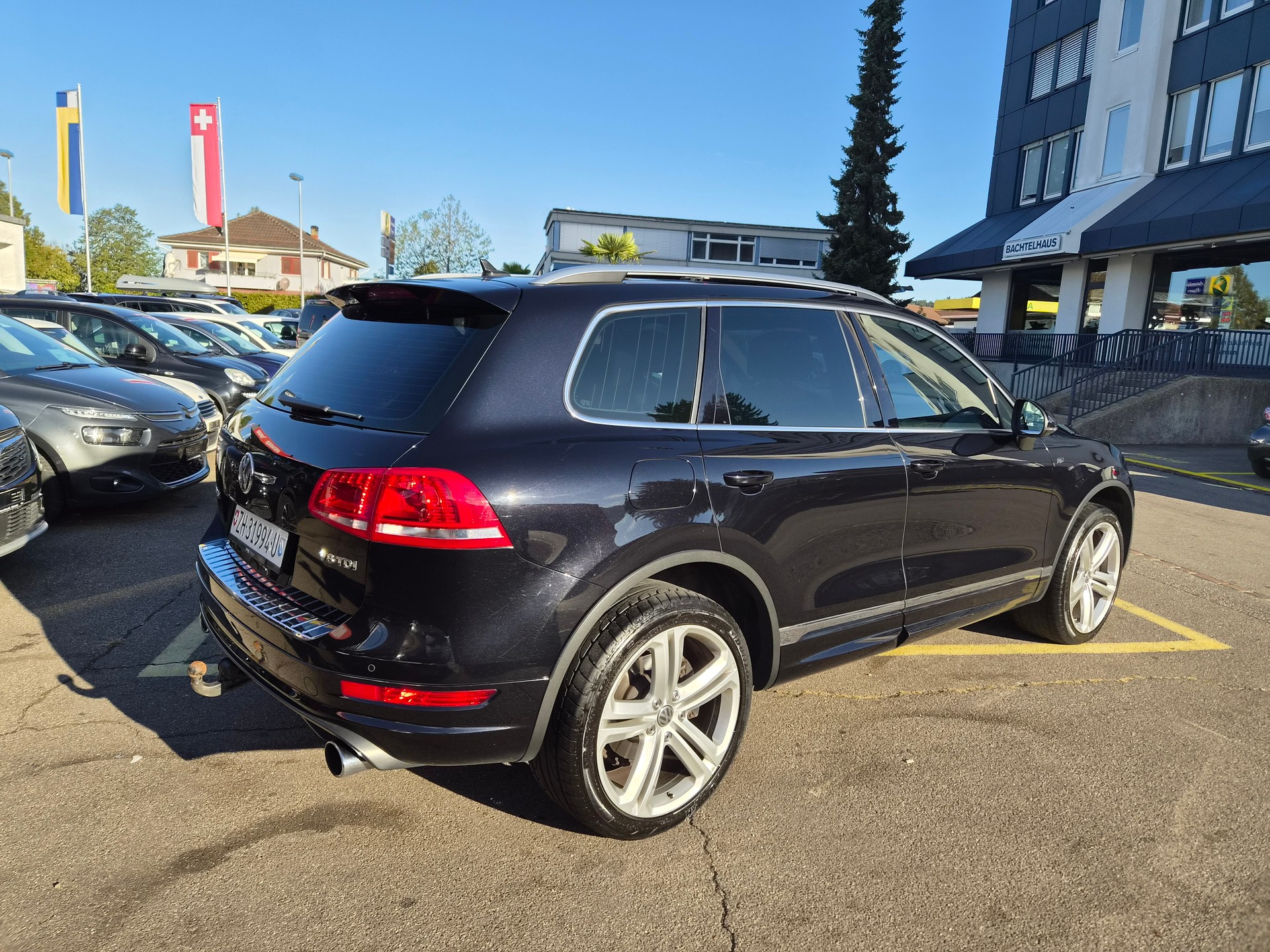 VW Touareg 4.2 TDI Tiptronic-image-1