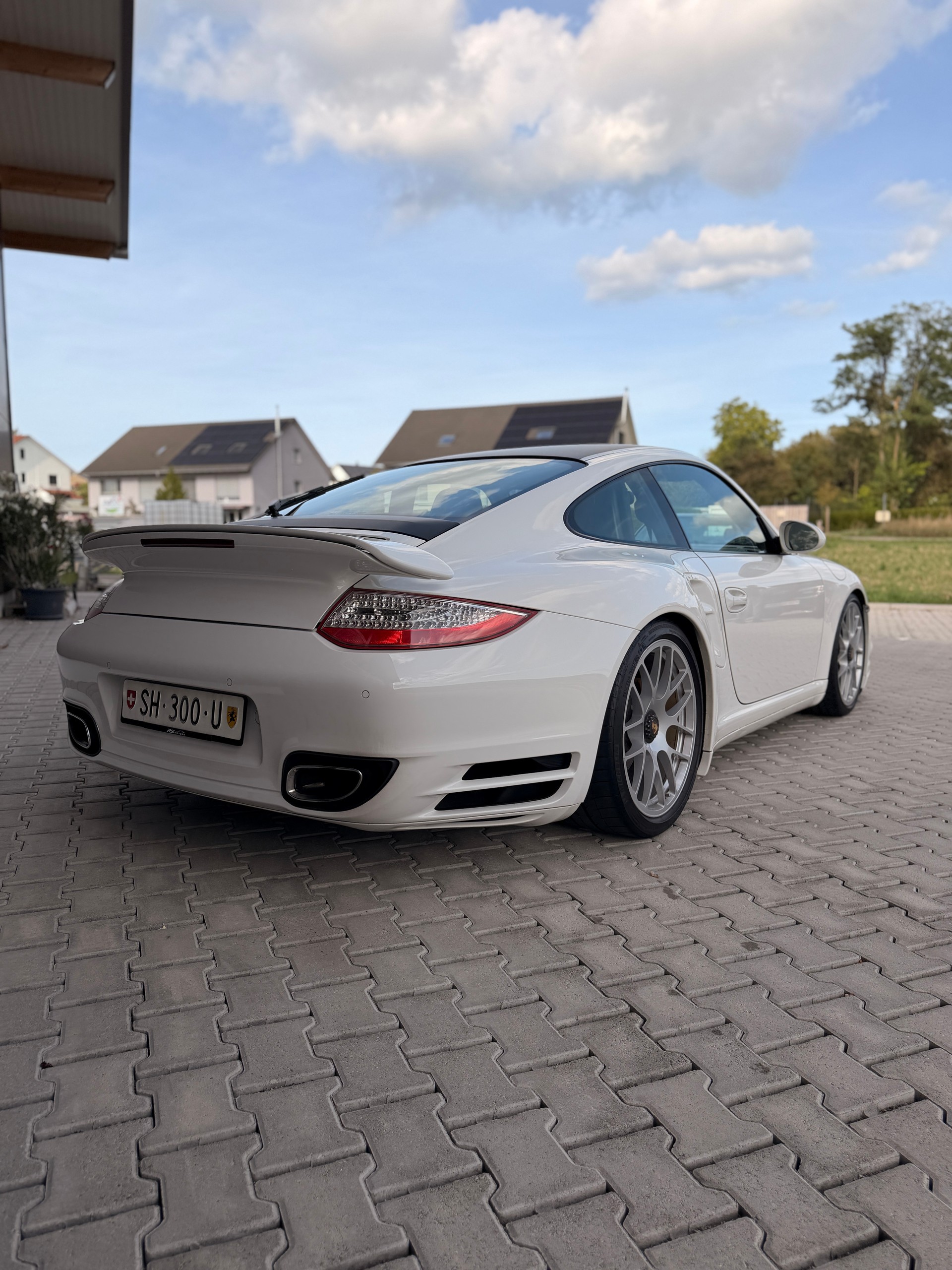 PORSCHE 911 Turbo S PDK-image-5