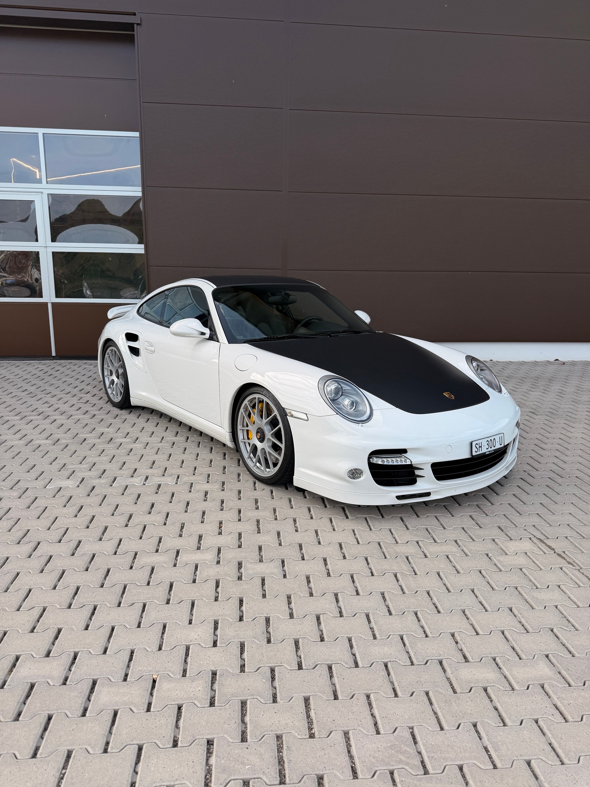 PORSCHE 911 Turbo S PDK-image-0
