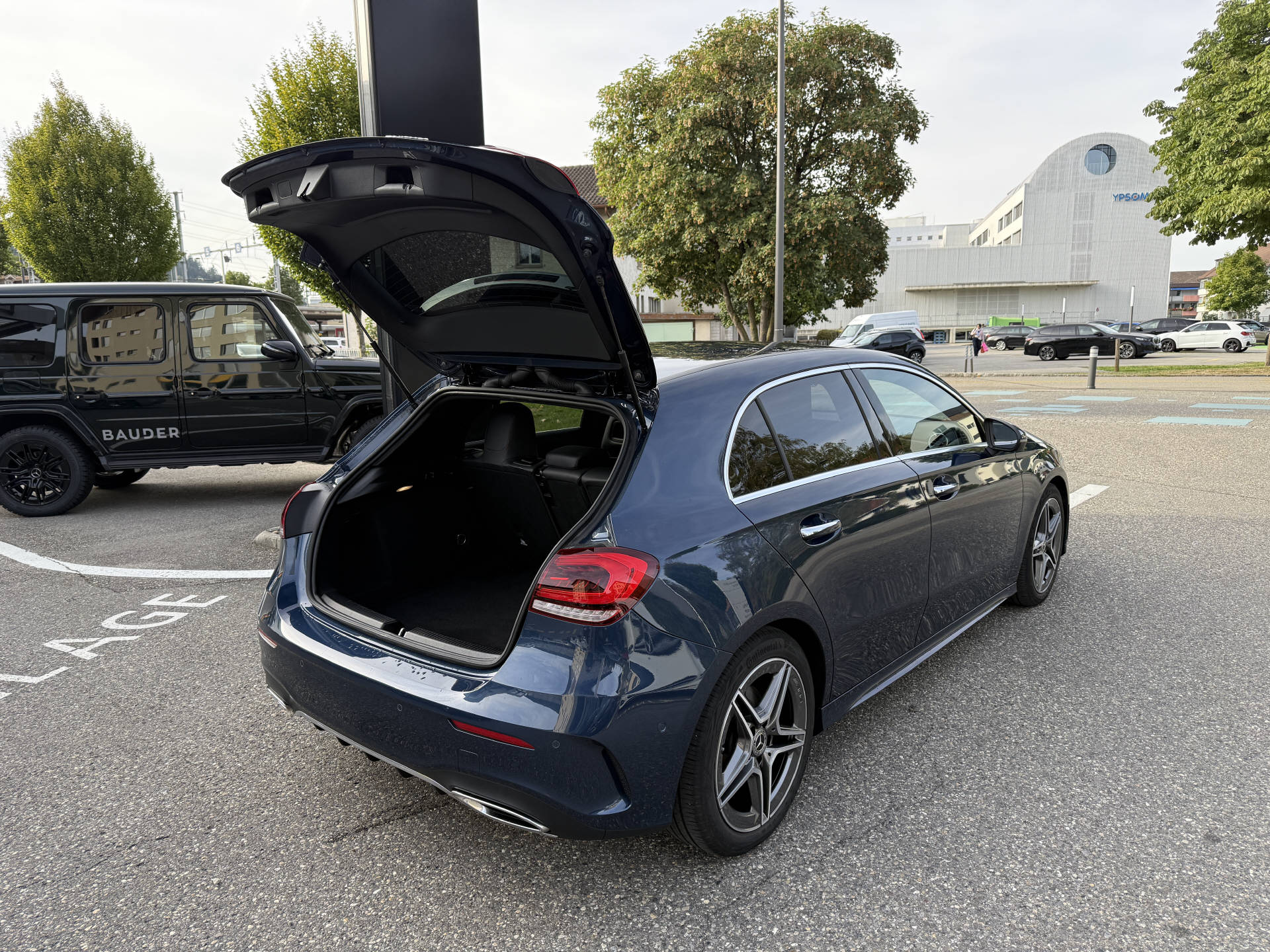 MERCEDES-BENZ A 200 AMG Line 4m-image-7