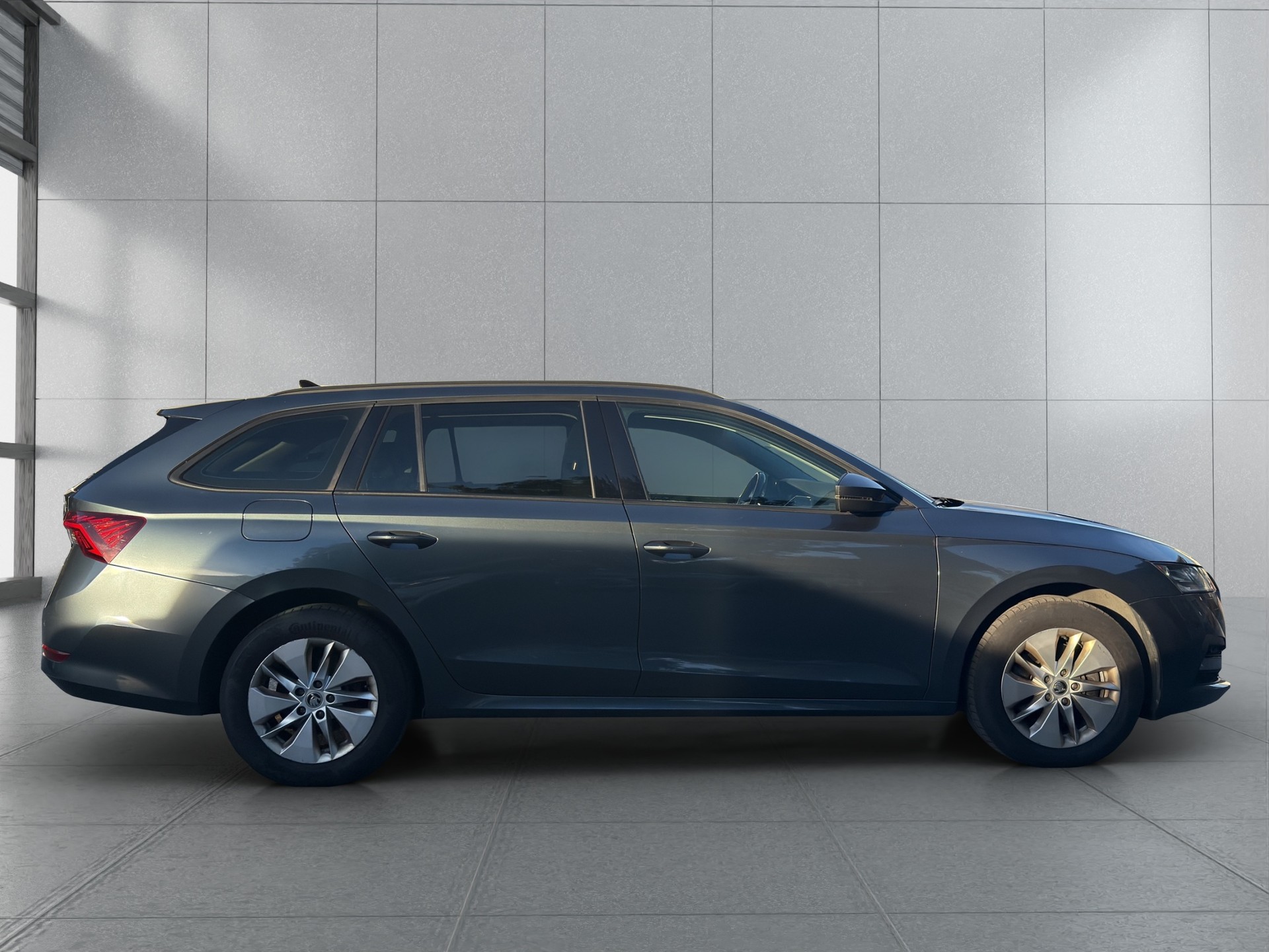 SKODA Octavia Combi 2.0 TDI DSG Ambition 4x4-image-4