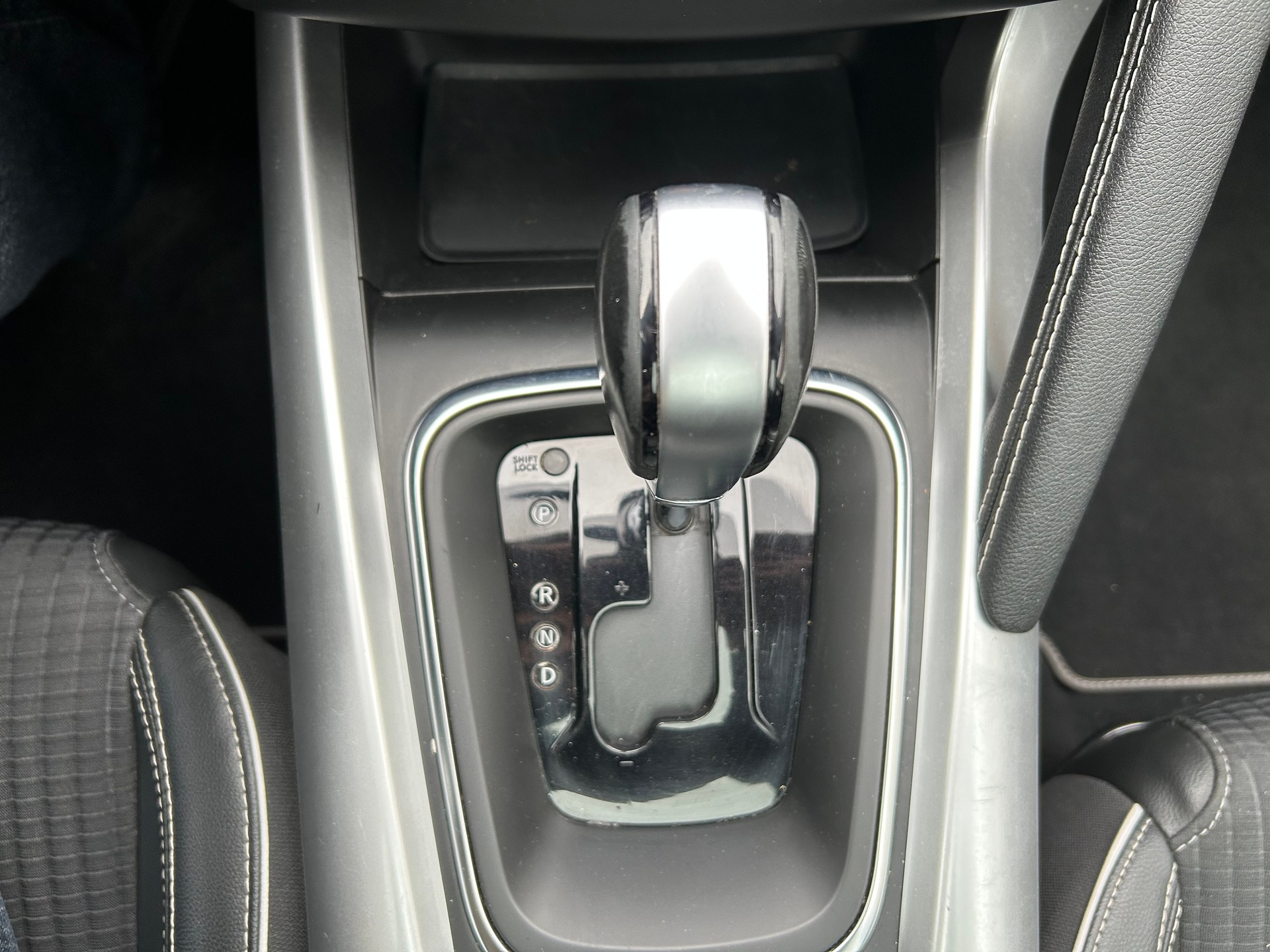 RENAULT Kadjar 1.5 dCi Bose-image-11