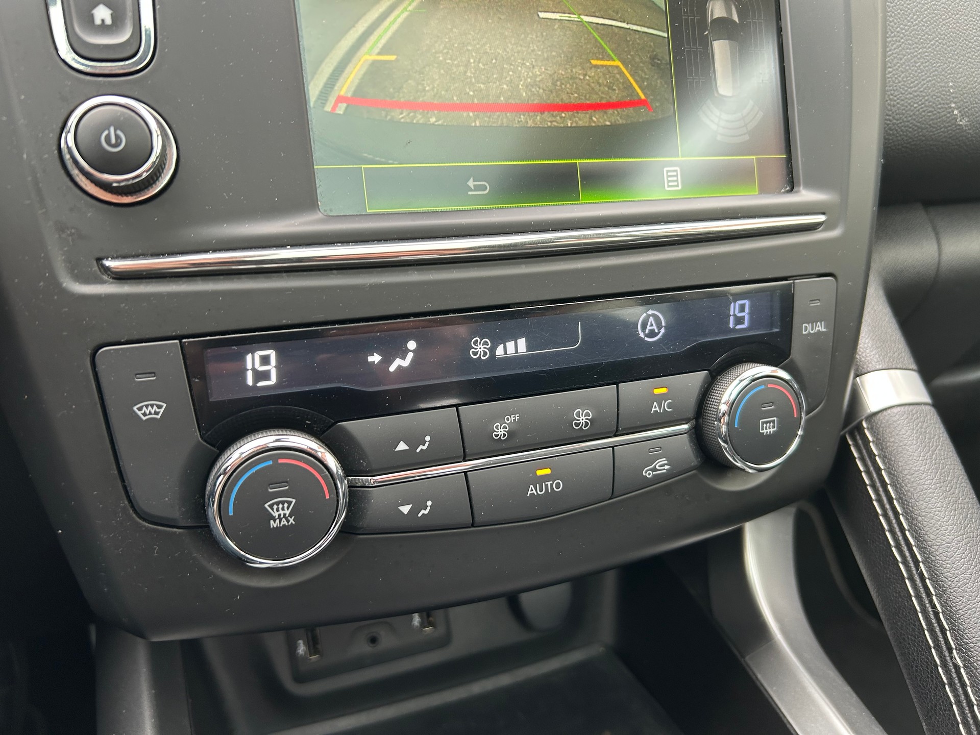 RENAULT Kadjar 1.5 dCi Bose-image-10