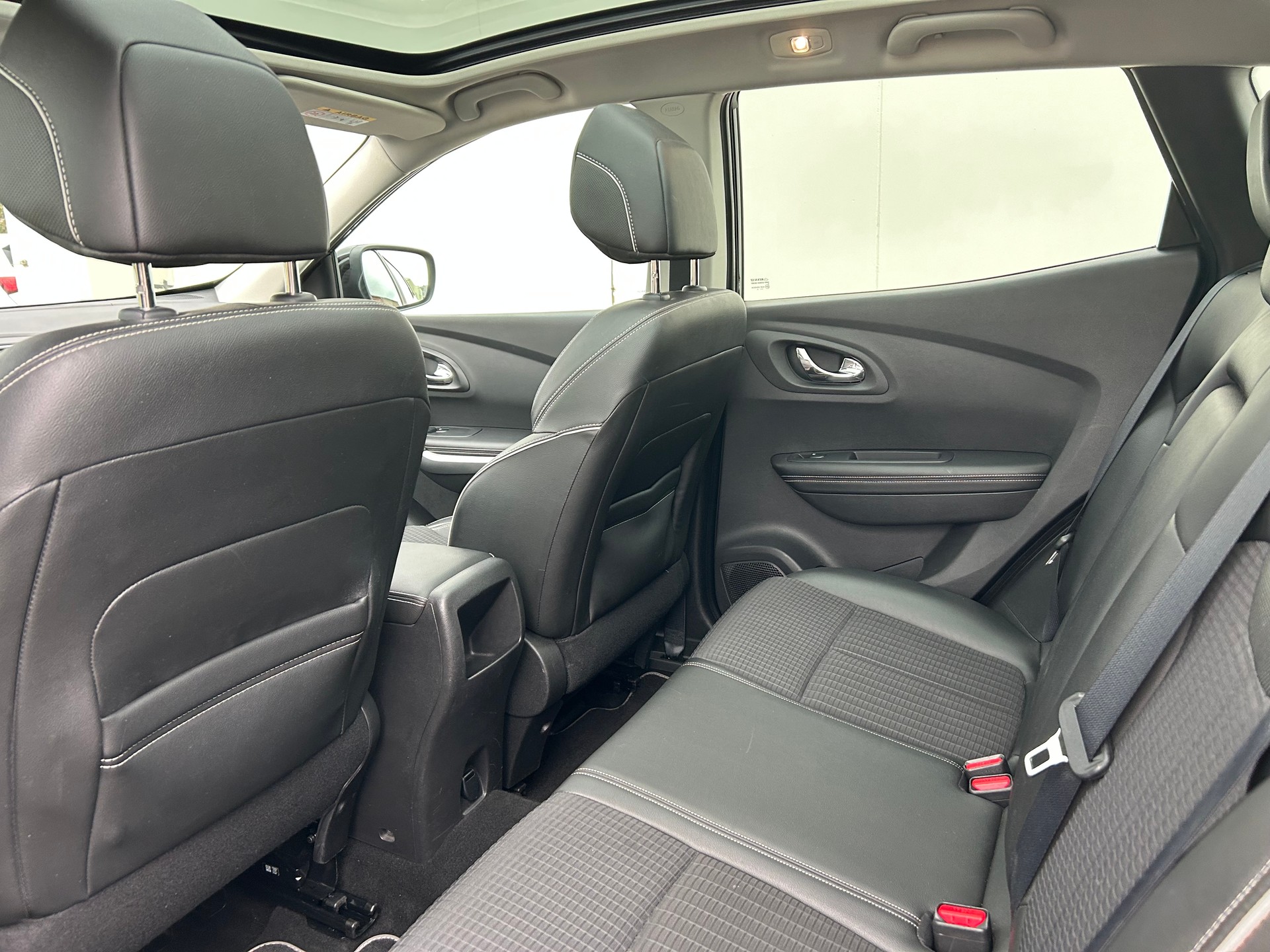 RENAULT Kadjar 1.5 dCi Bose-image-5
