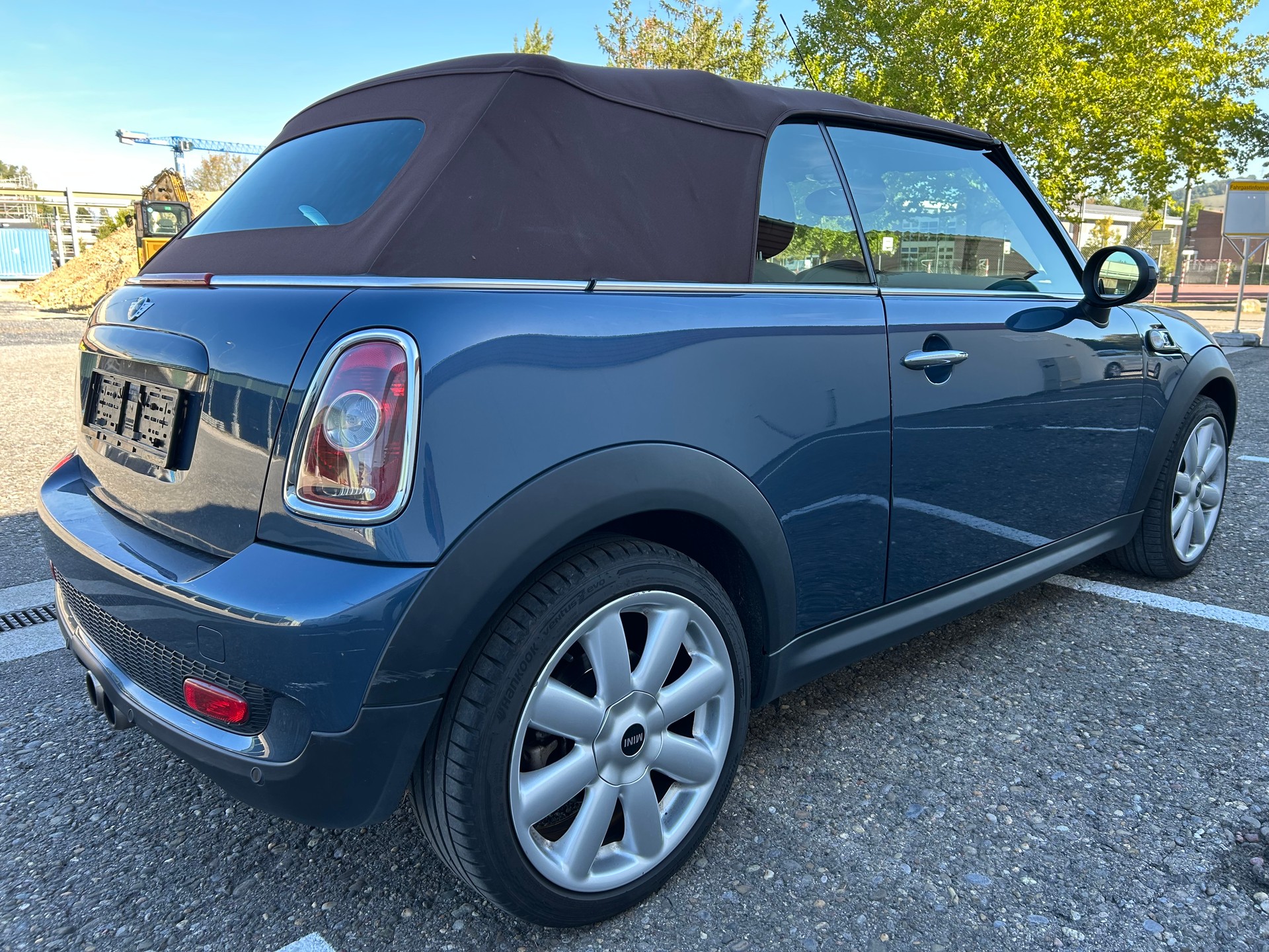 MINI Cooper S Cabriolet Steptronic-image-2