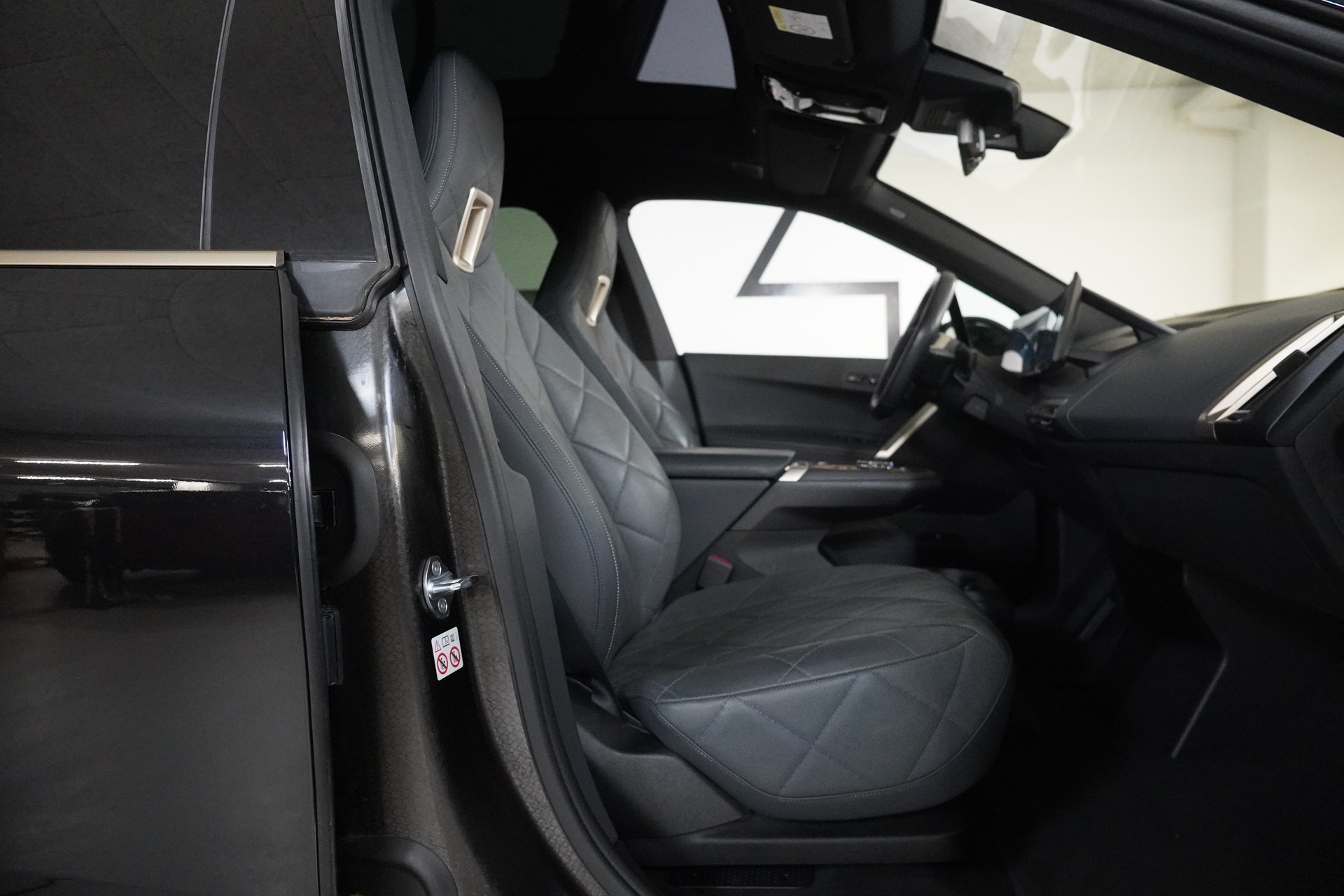 BMW iX xDrive40 Launch Edition-image-14