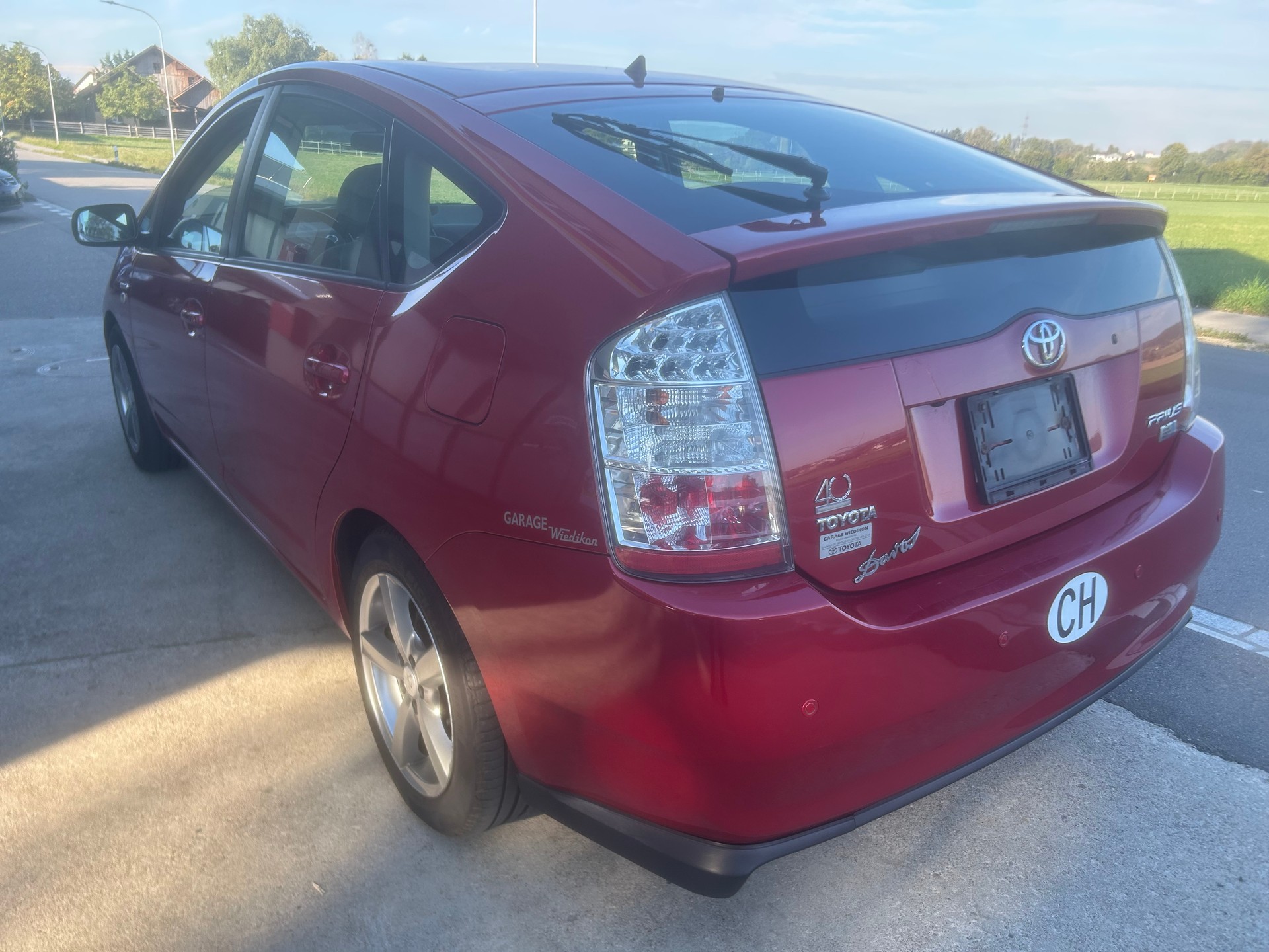 TOYOTA Prius 1.5 16V Hybrid-image-2