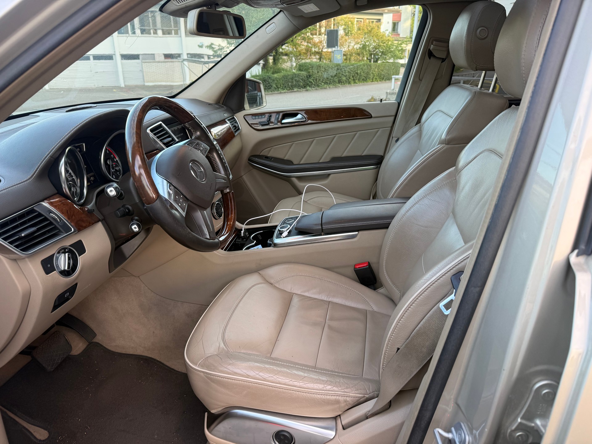 MERCEDES-BENZ GL 350 BlueTEC 4Matic 7G-TRONIC-image-7