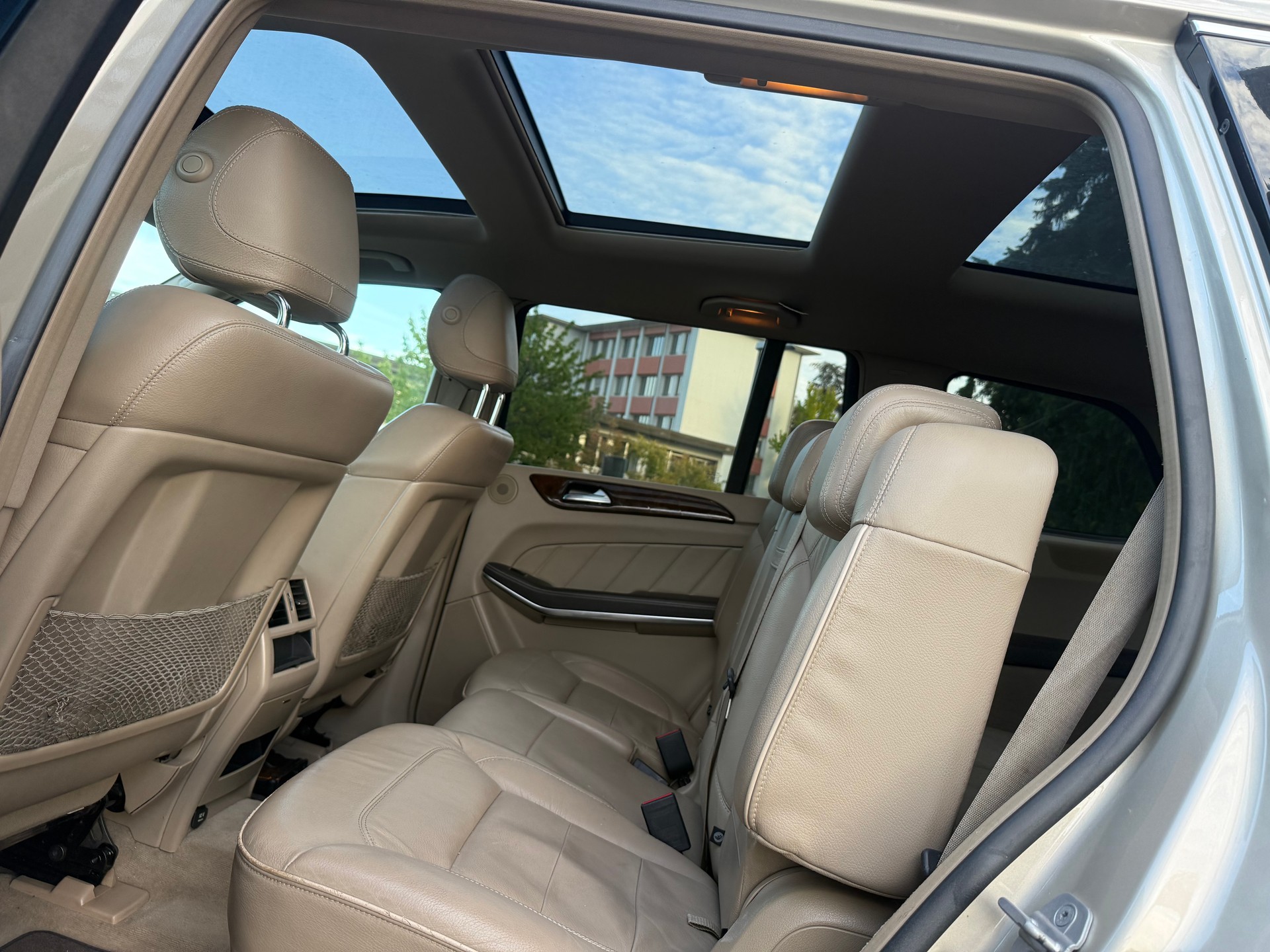 MERCEDES-BENZ GL 350 BlueTEC 4Matic 7G-TRONIC-image-10