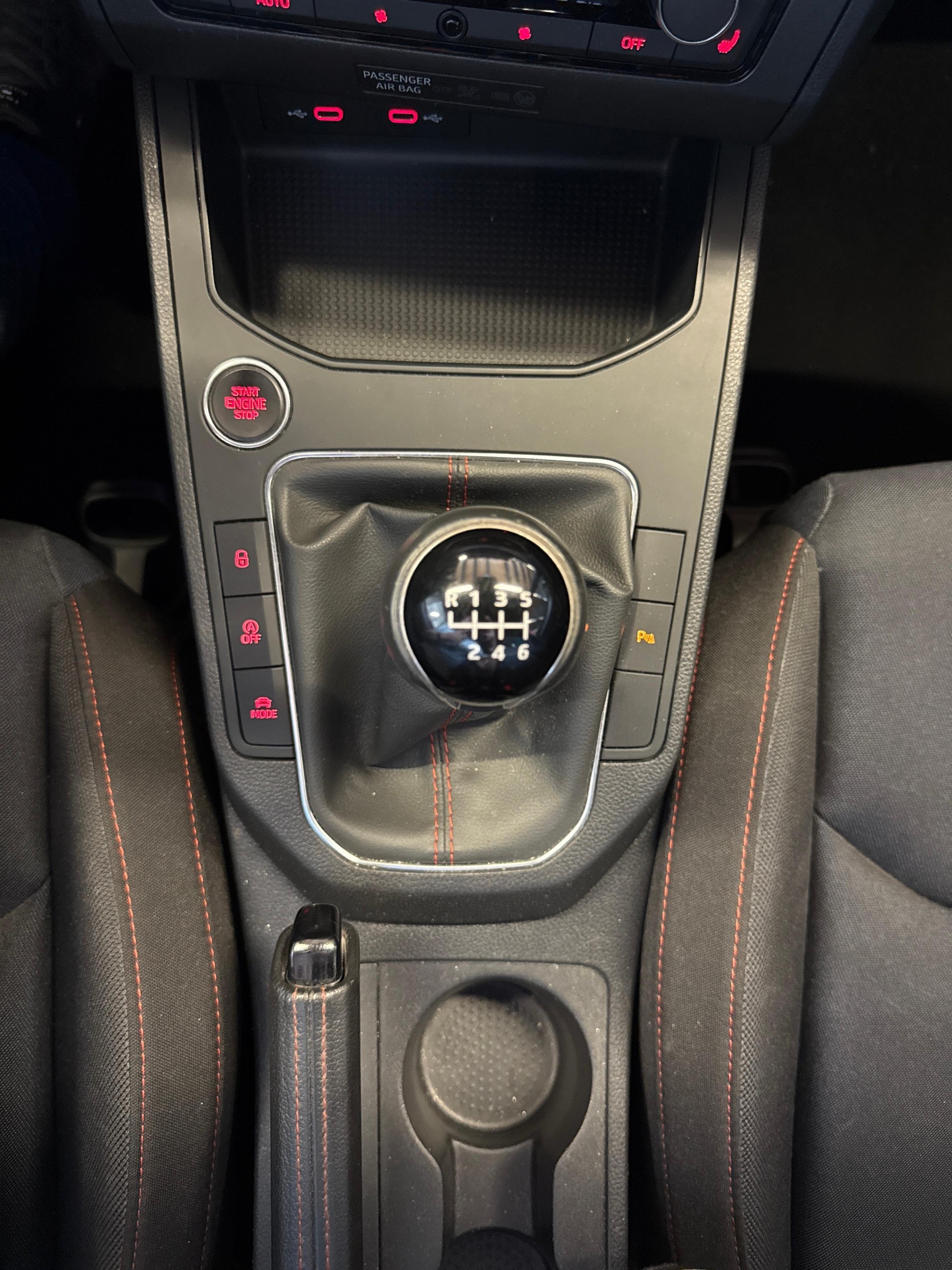 SEAT Ibiza 1.0 TSI 110 FR-image-17