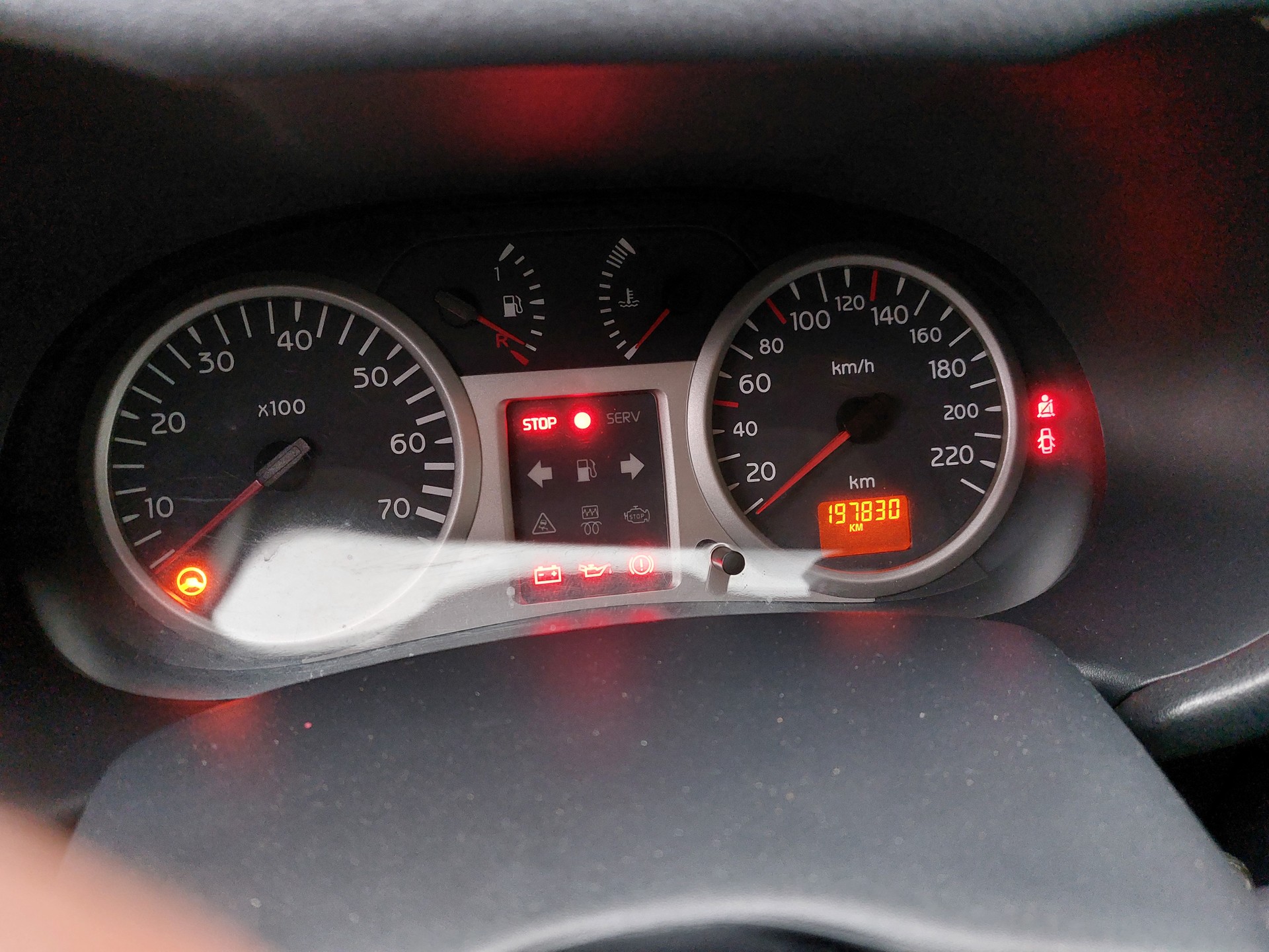RENAULT Clio 1.5 dCi Extrême-image-11
