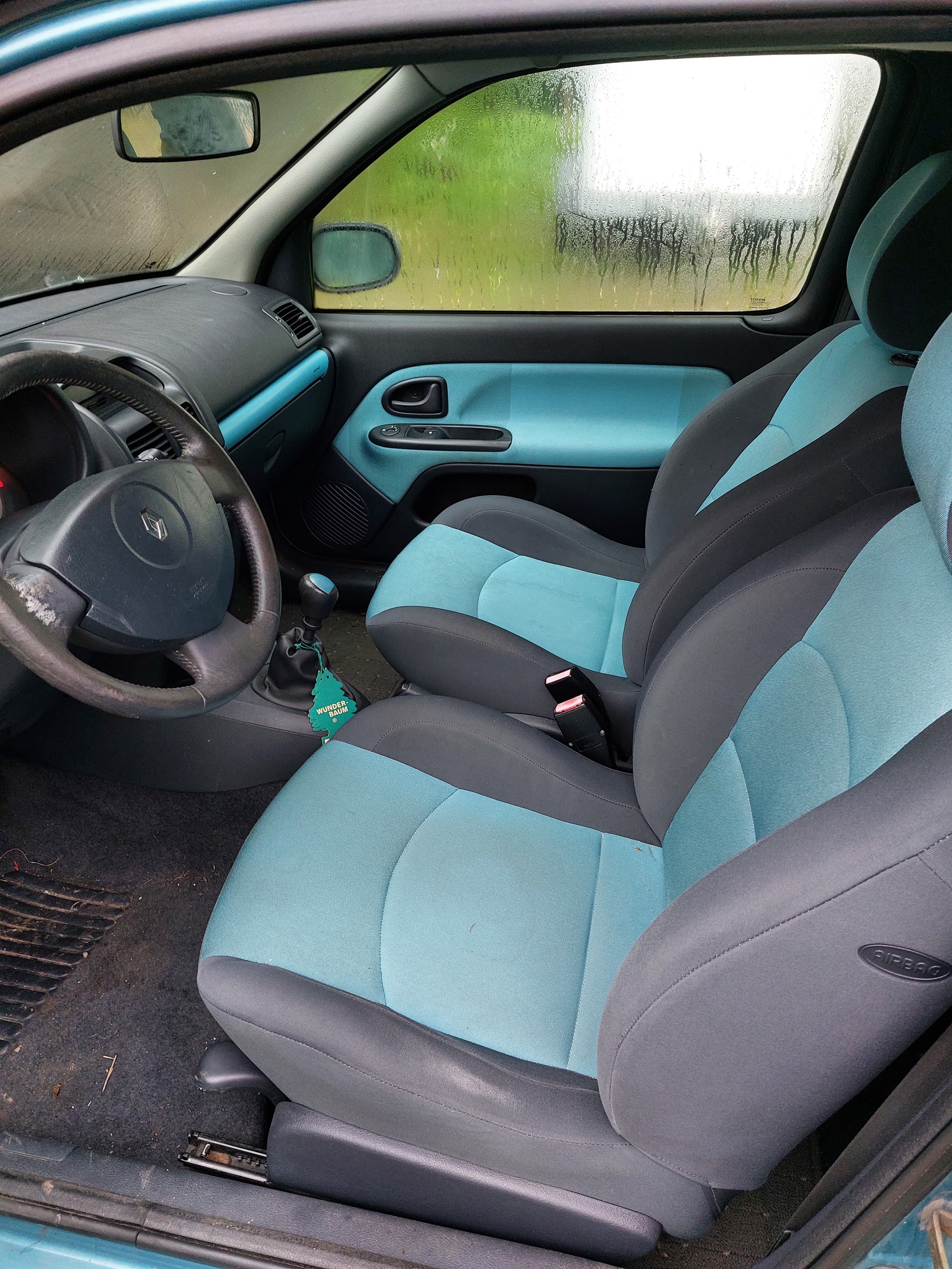 RENAULT Clio 1.5 dCi Extrême-image-10