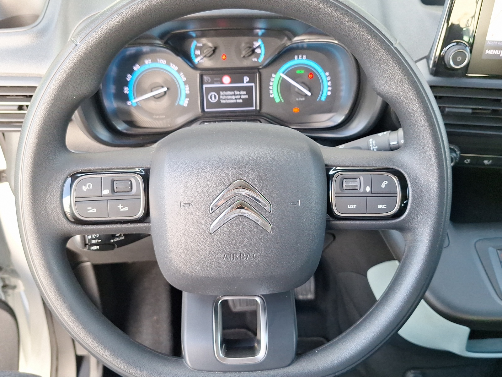 CITROEN e-Berlingo Feel-image-13