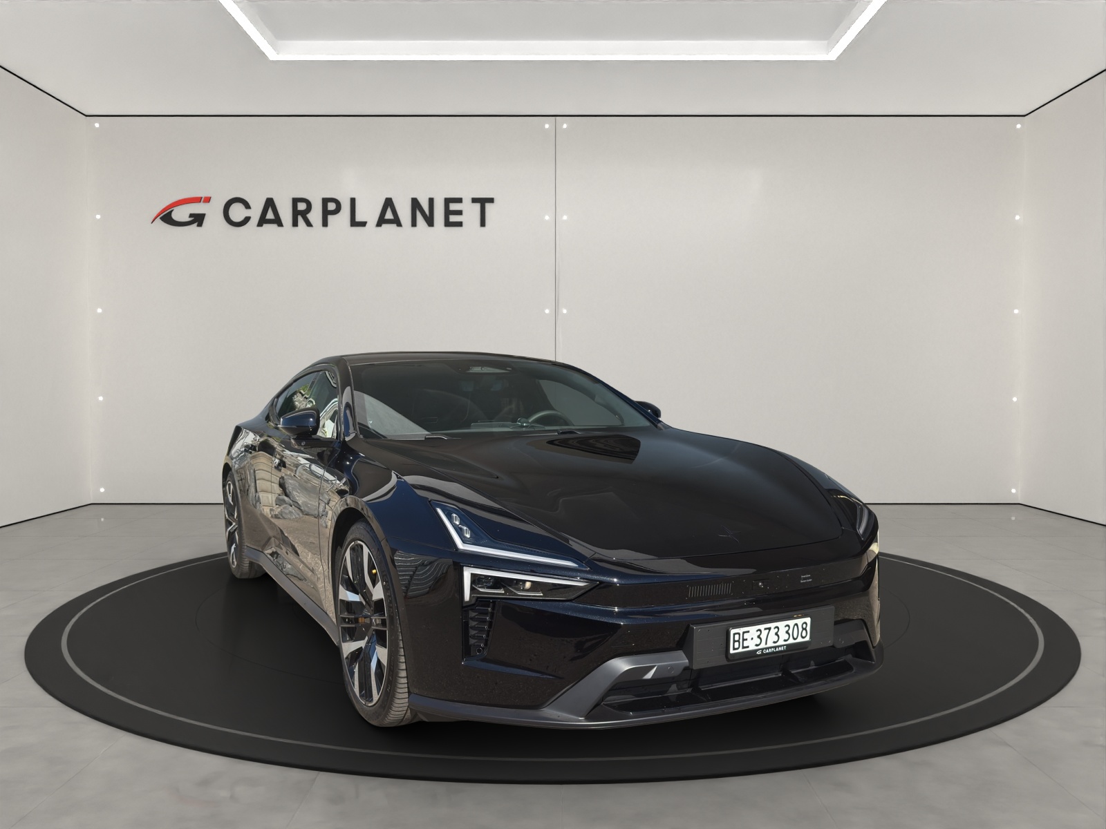 POLESTAR 5 Performance Launch Edition-showroom-element-3