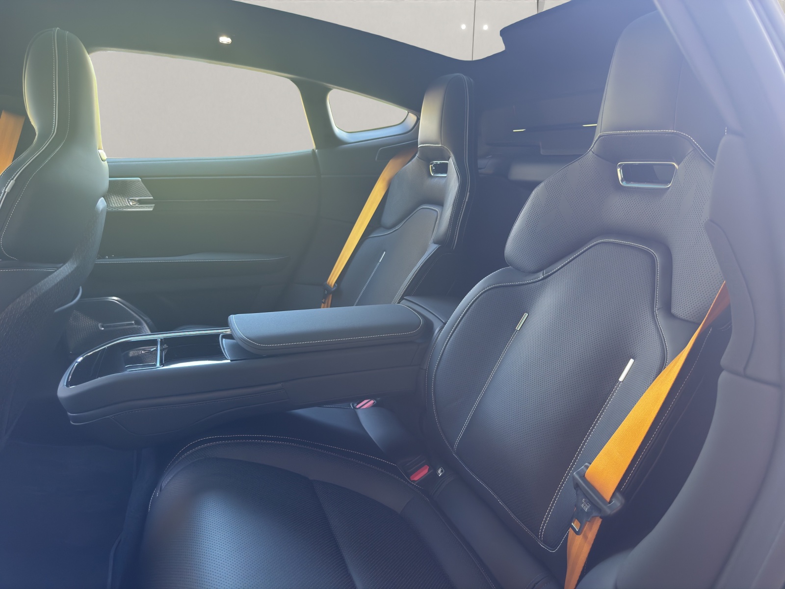 POLESTAR 5 Performance Launch Edition-image-11