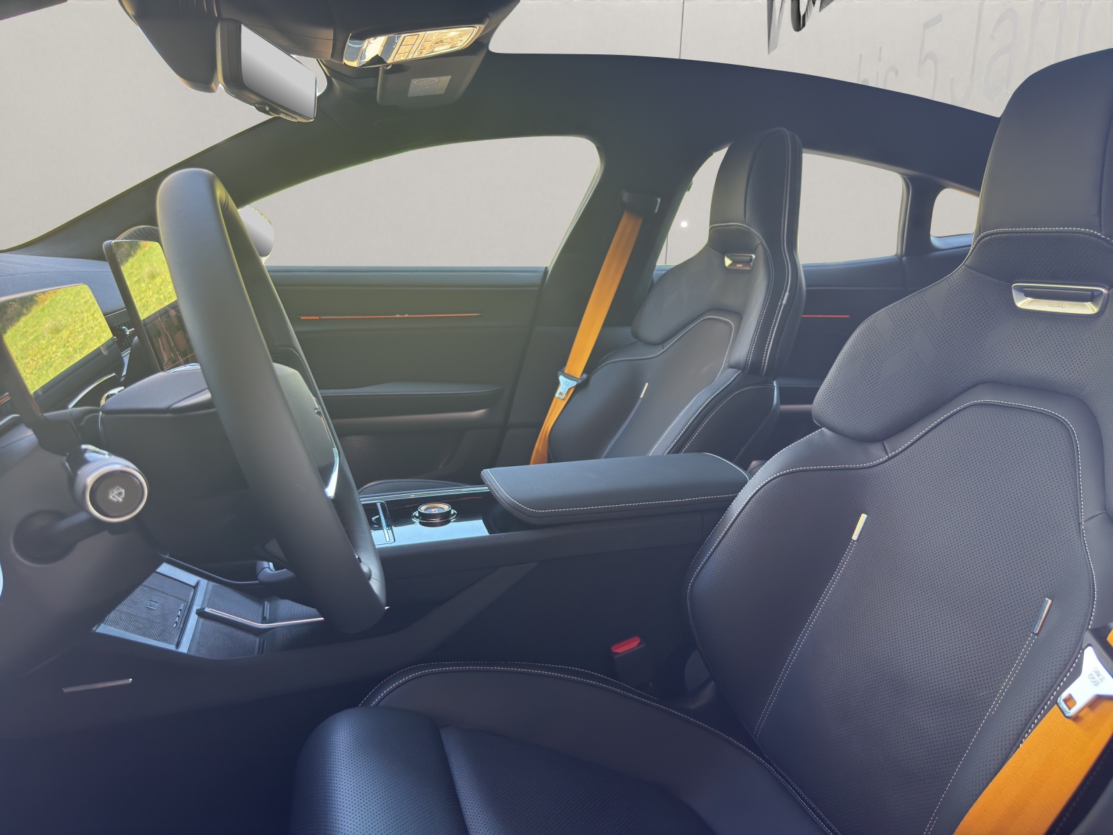 POLESTAR 5 Performance Launch Edition-image-9