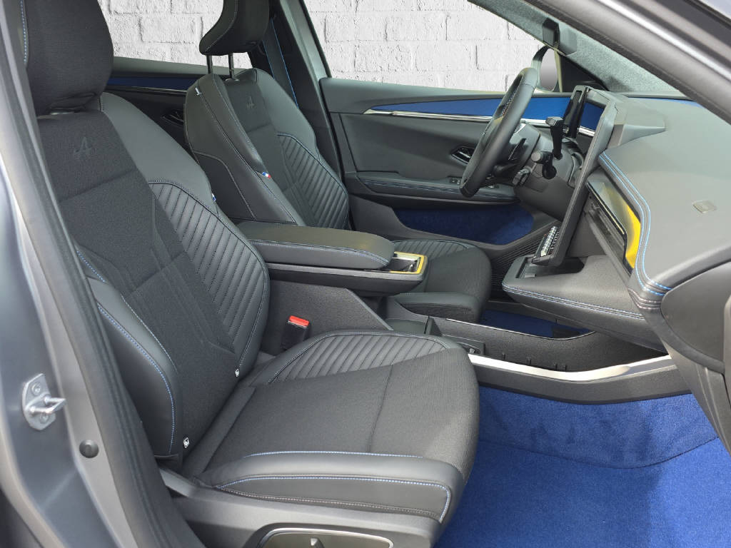 RENAULT Scénic E-Tech esprit Alpine-image-10